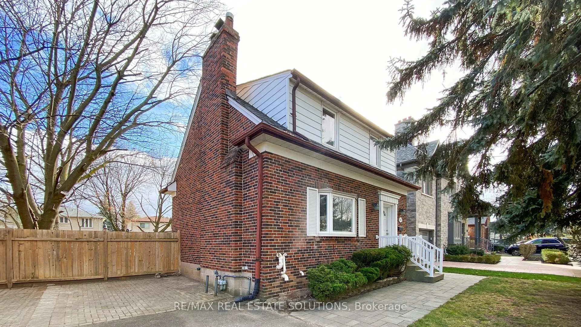 Front of 101 Brookview Drive
