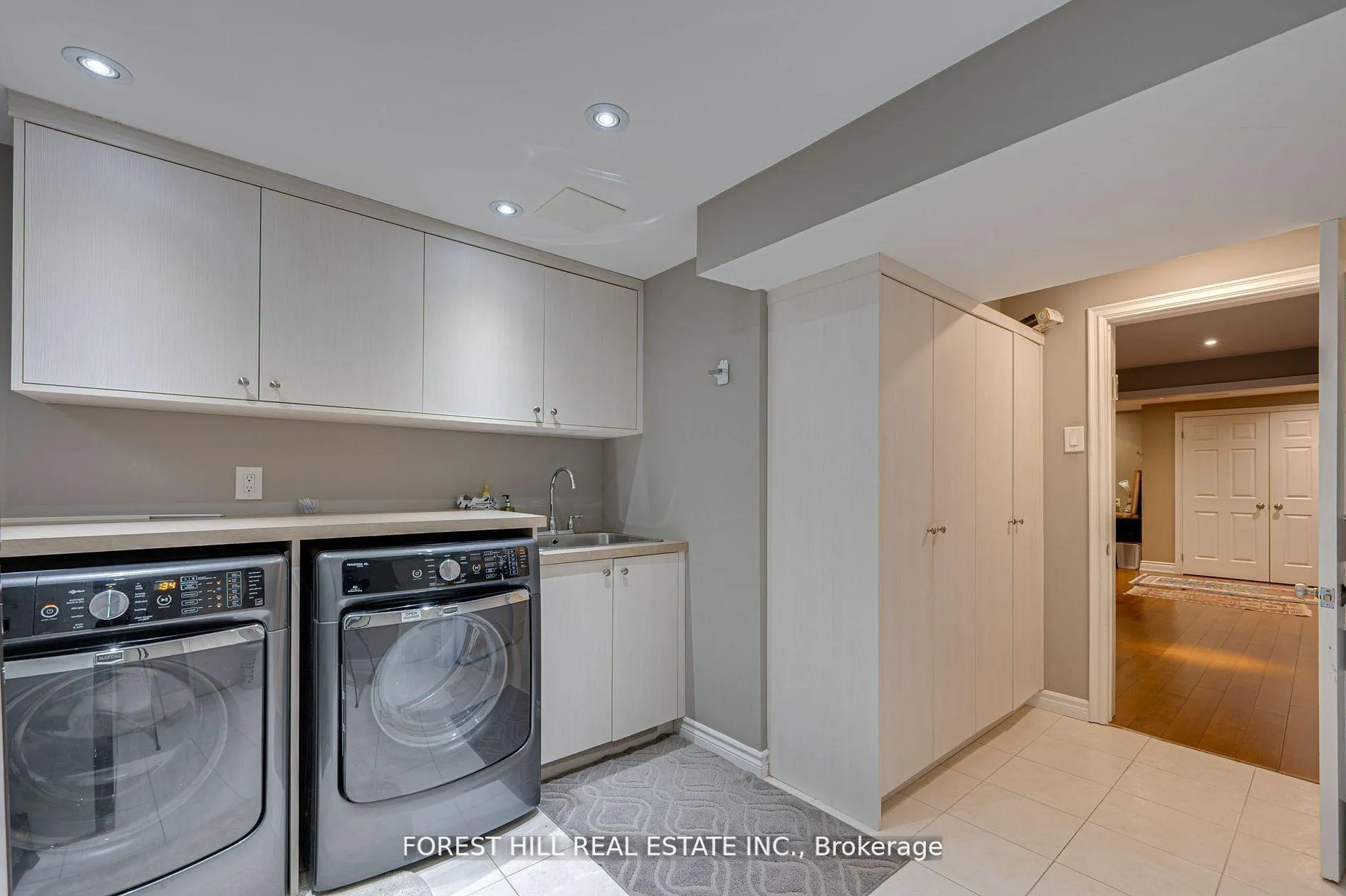 Photo 19 of 14 Willet Crescent, Richmond Hill, Devonsleigh — HOMEH