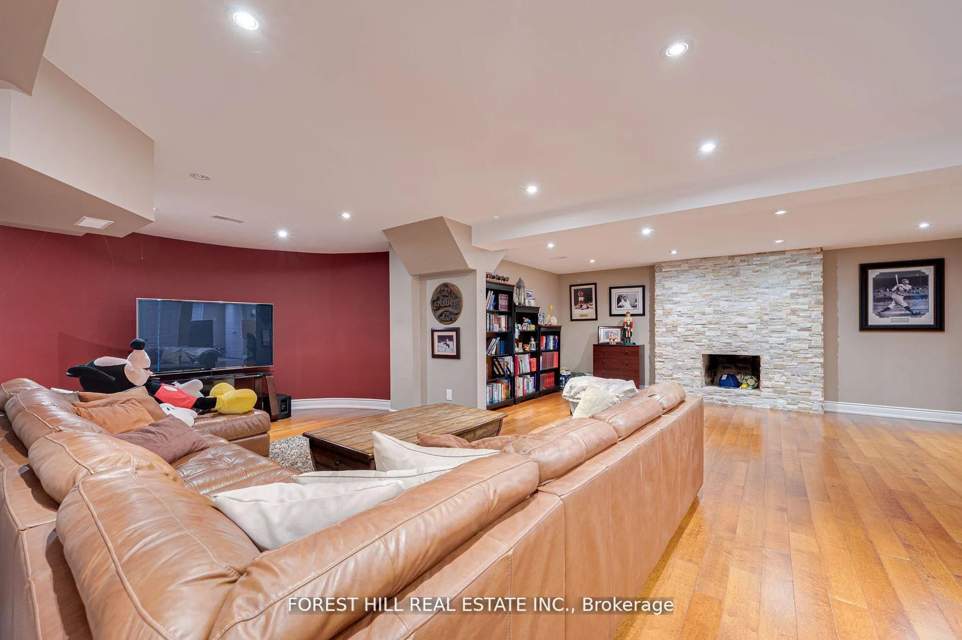 Photo 22 of 14 Willet Crescent, Richmond Hill, Devonsleigh — HOMEH