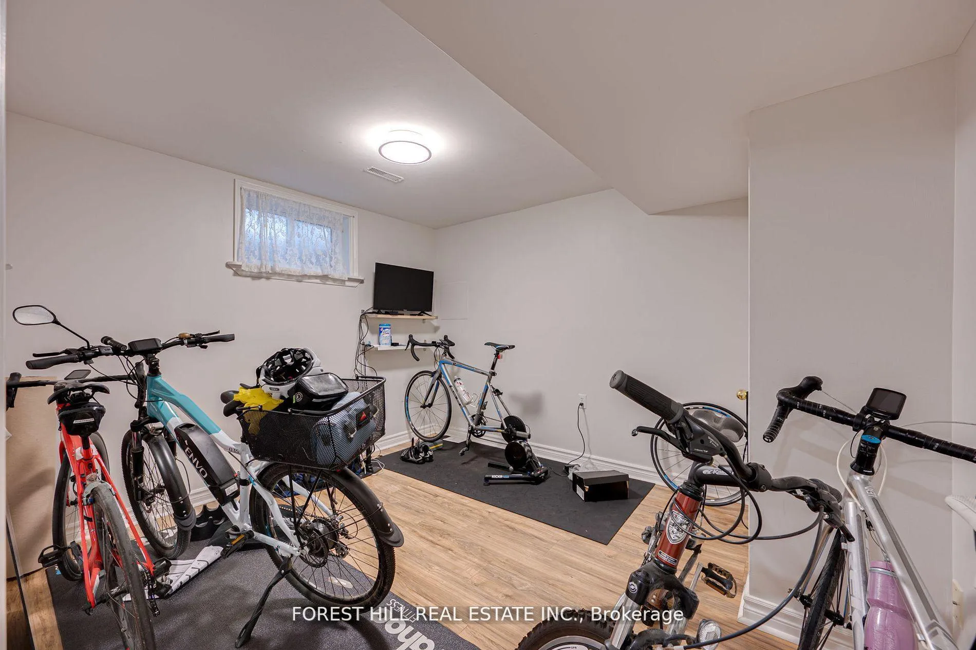 Photo 24 of 14 Willet Crescent, Richmond Hill, Devonsleigh — HOMEH