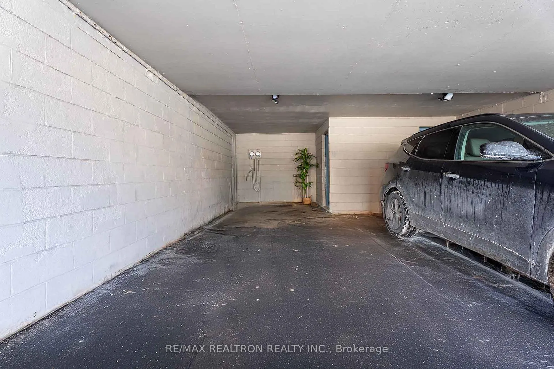 Photo 22 of 307 Milestone Crescent, Aurora, Aurora Village — HOMEH