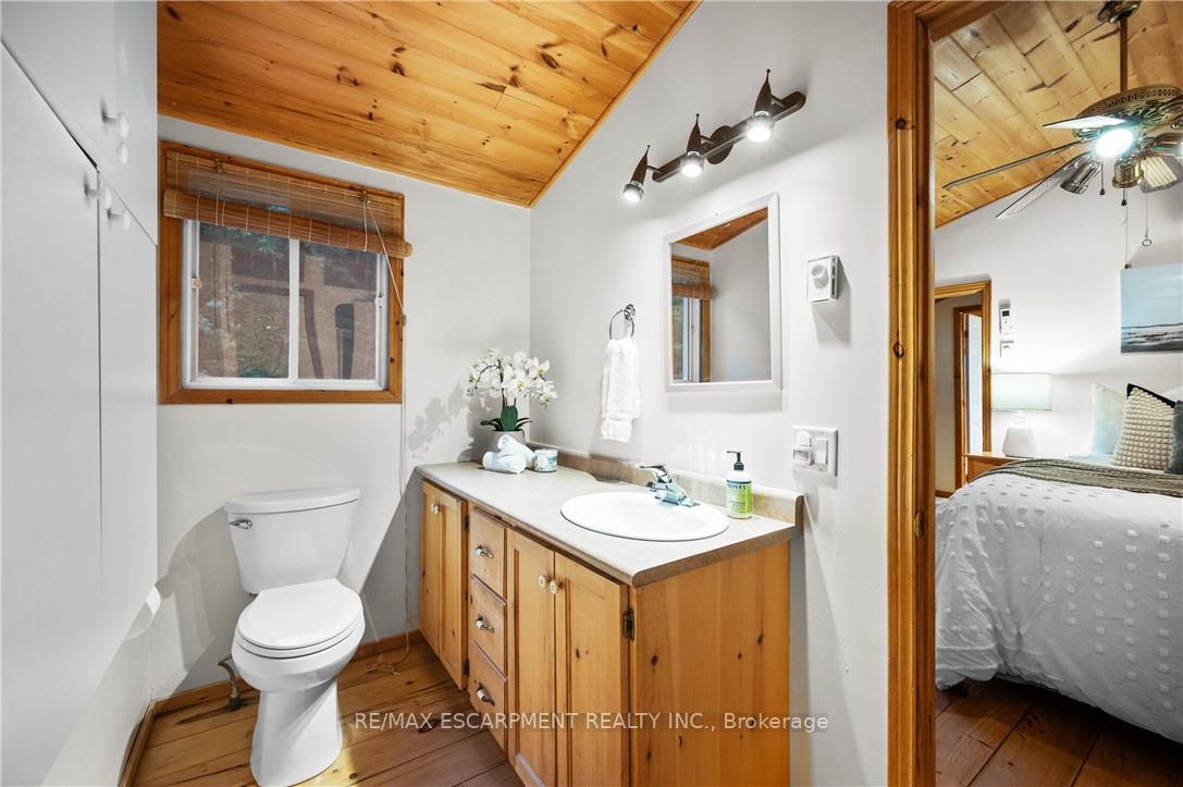 Photo 24 of 1076 Thanksgiving Rock Way, Gravenhurst, Morrison — HOMEH