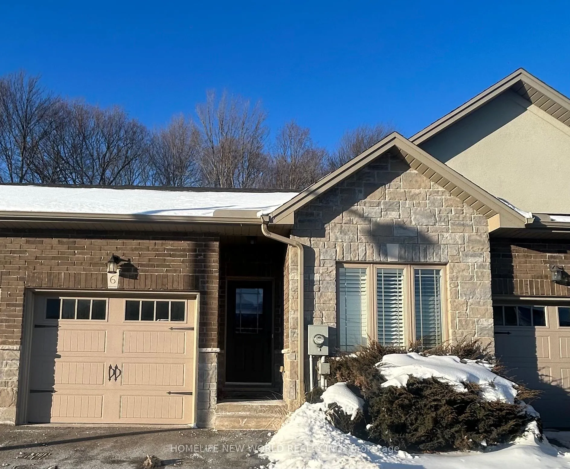 Photo 2 of Unit 6, 194 Donly Drive S, Norfolk, Simcoe — HOMEH
