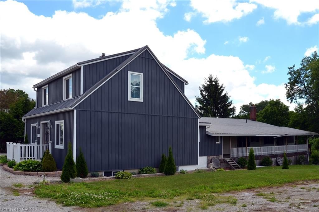Photo 2 of 404 Queensway W, Simcoe, Town of Simcoe — HOMEH