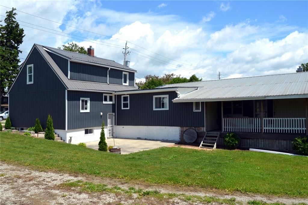 Photo 4 of 404 Queensway W, Simcoe, Town of Simcoe — HOMEH