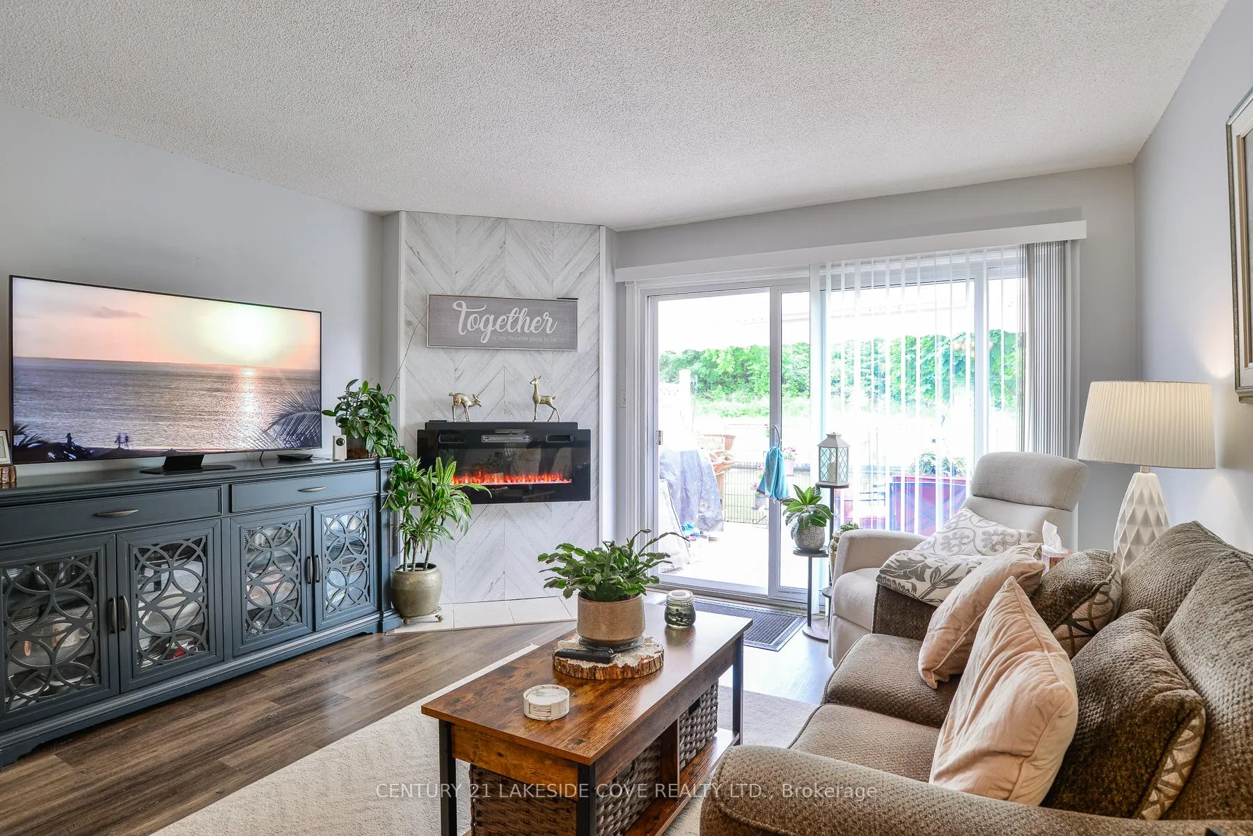 Photo 7 of Unit Unit 36, 11 Laguna Parkway, Ramara, Brechin — HOMEH