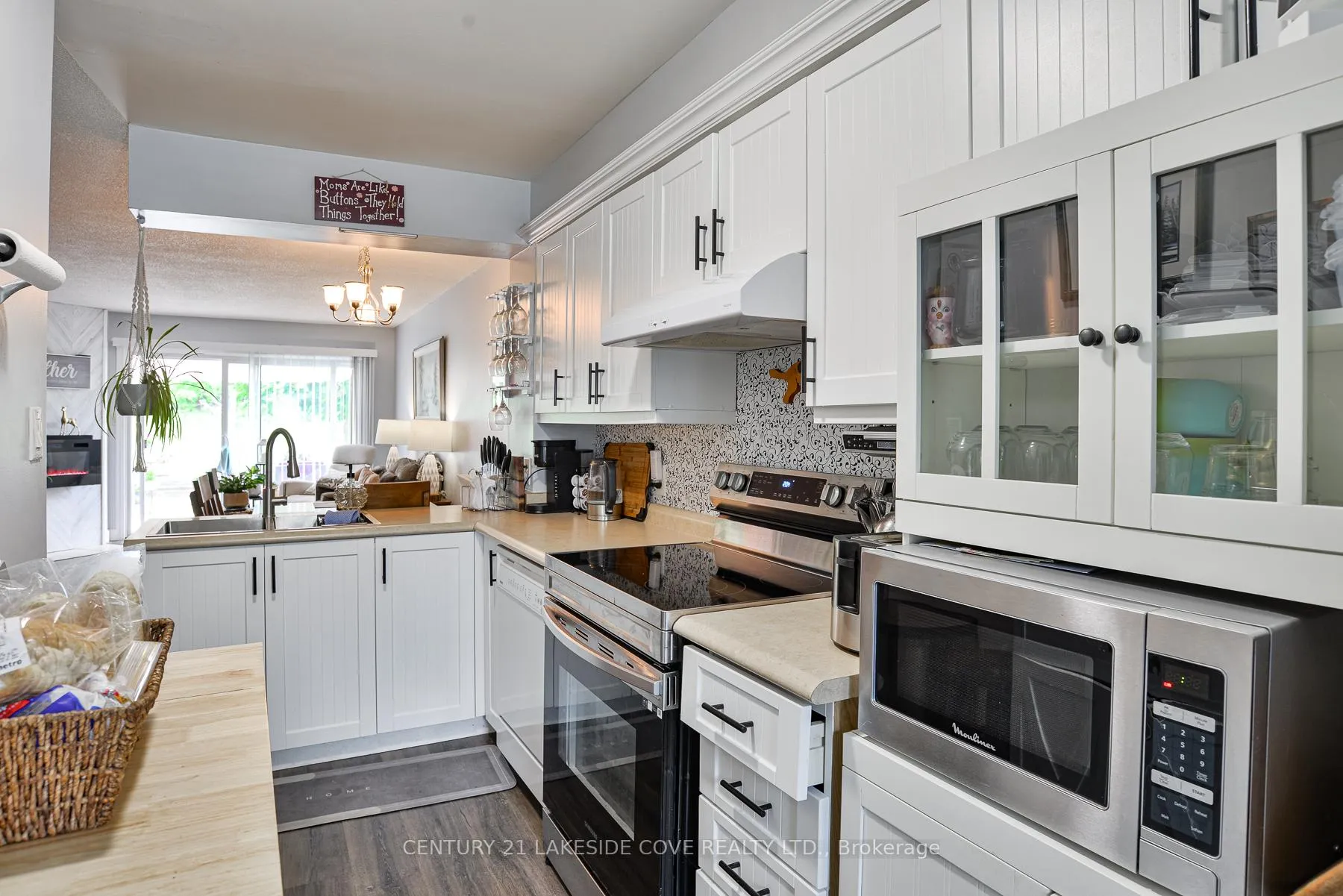 Photo 14 of Unit Unit 36, 11 Laguna Parkway, Ramara, Brechin — HOMEH