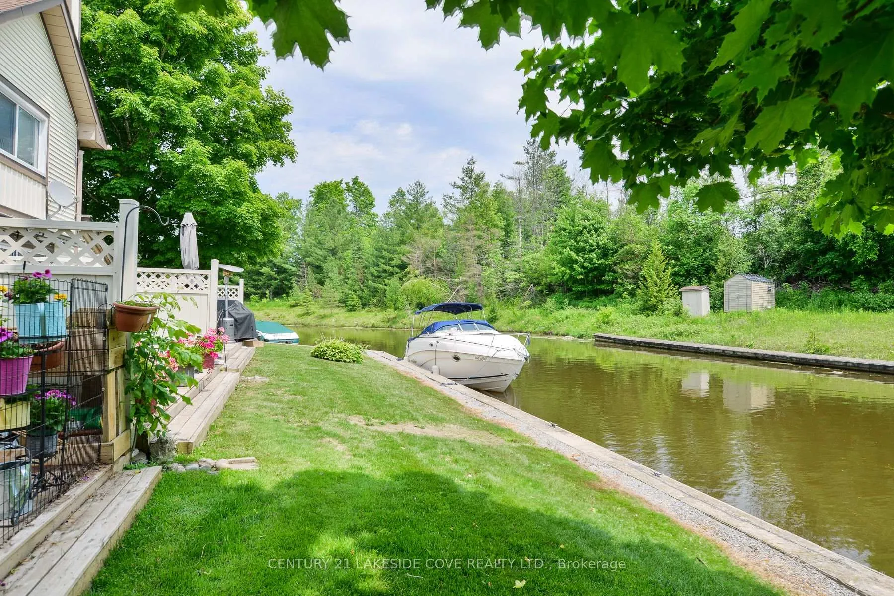 Photo 24 of Unit Unit 36, 11 Laguna Parkway, Ramara, Brechin — HOMEH