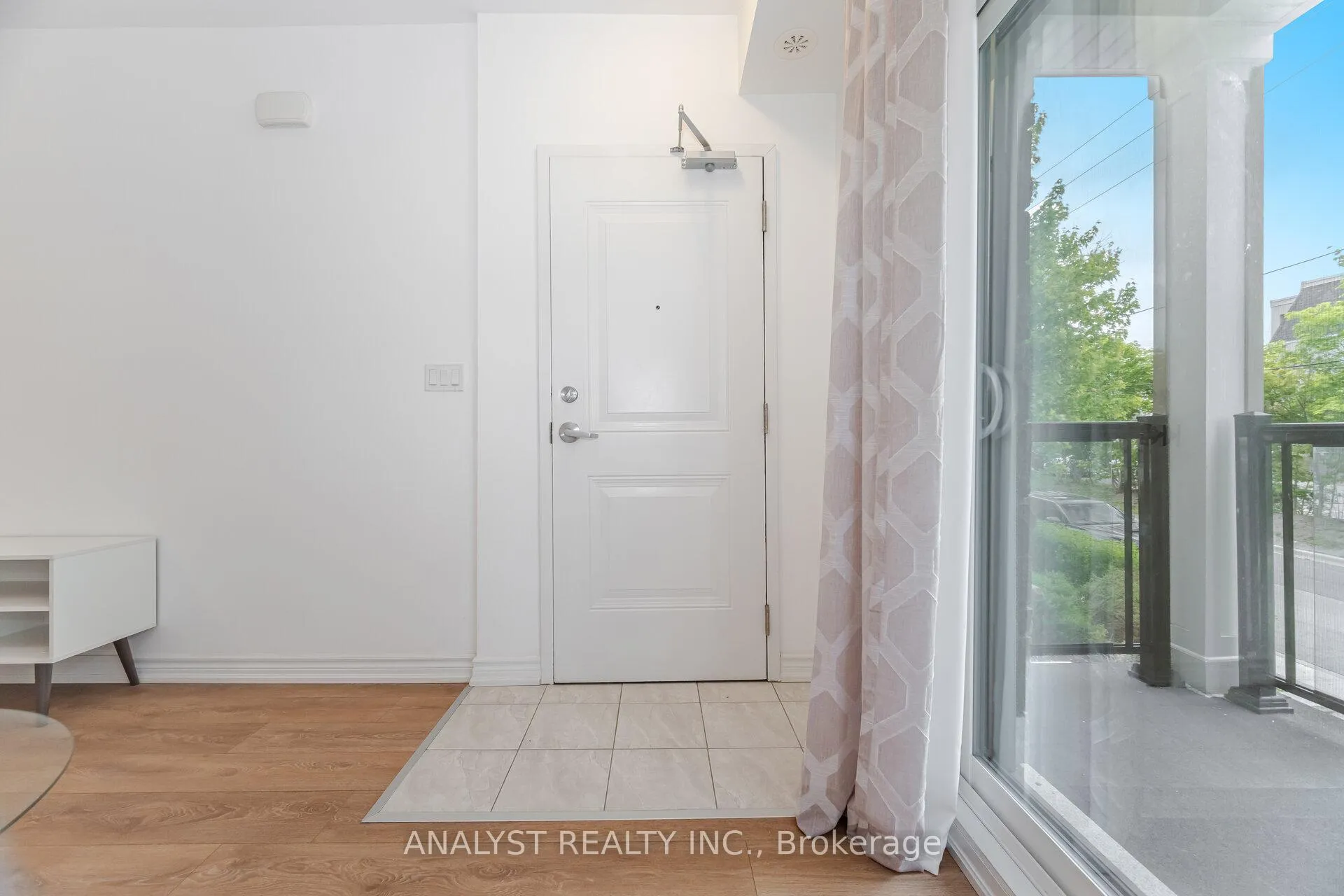 Photo 5 of Unit 306, 199 Pine Grove Road, Vaughan, Islington Woods — HOMEH