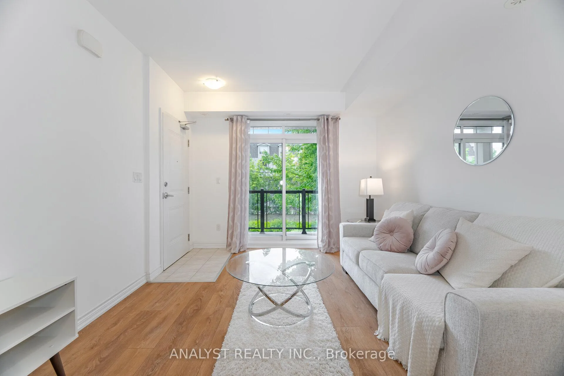 Photo 7 of Unit 306, 199 Pine Grove Road, Vaughan, Islington Woods — HOMEH