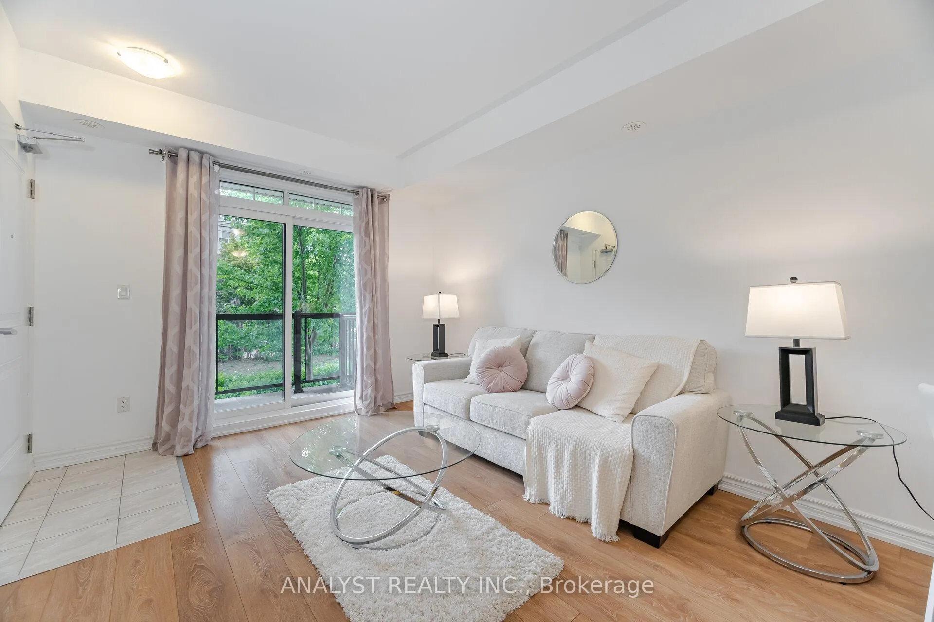 Photo 8 of Unit 306, 199 Pine Grove Road, Vaughan, Islington Woods — HOMEH