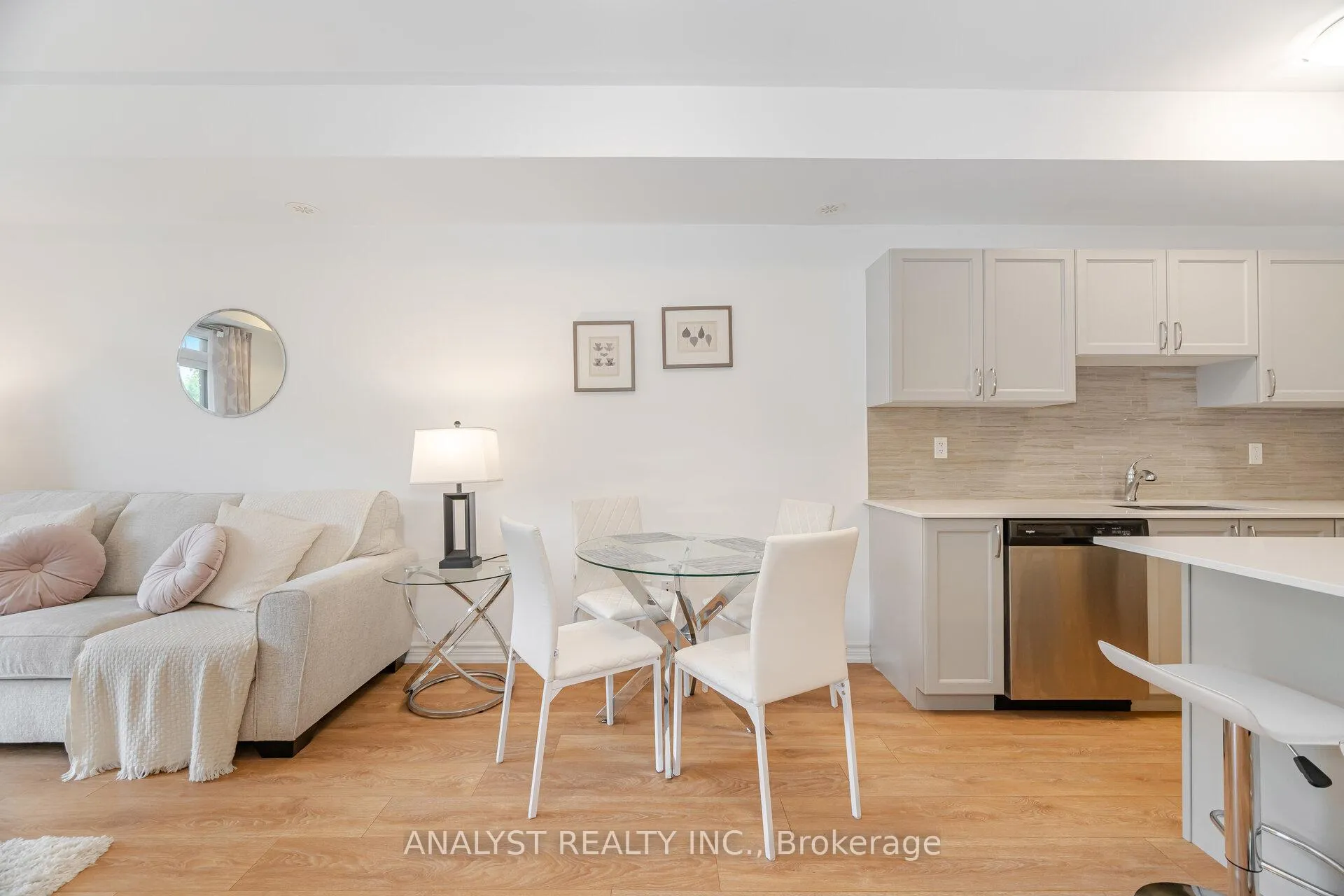 Photo 13 of Unit 306, 199 Pine Grove Road, Vaughan, Islington Woods — HOMEH