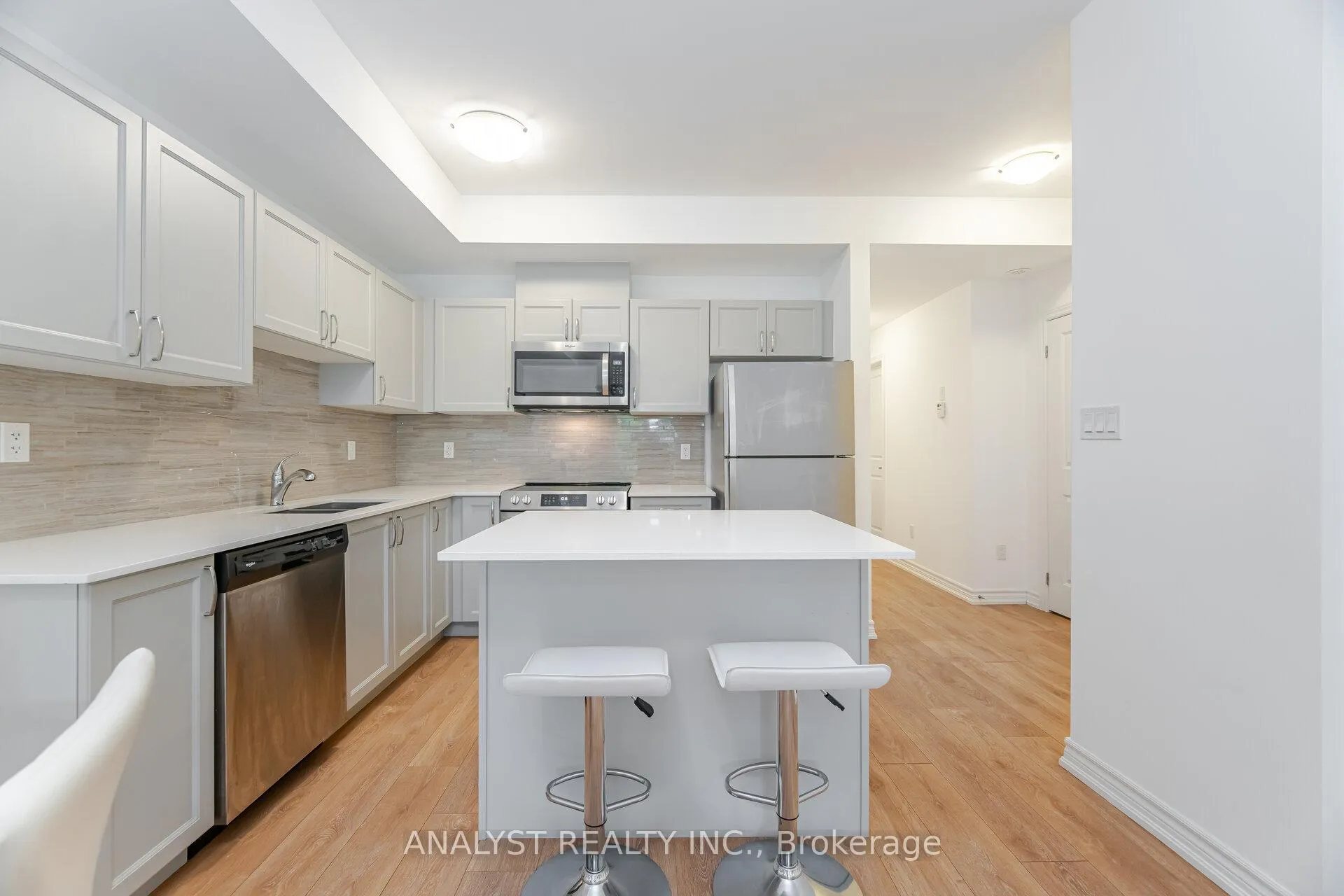 Photo 16 of Unit 306, 199 Pine Grove Road, Vaughan, Islington Woods — HOMEH