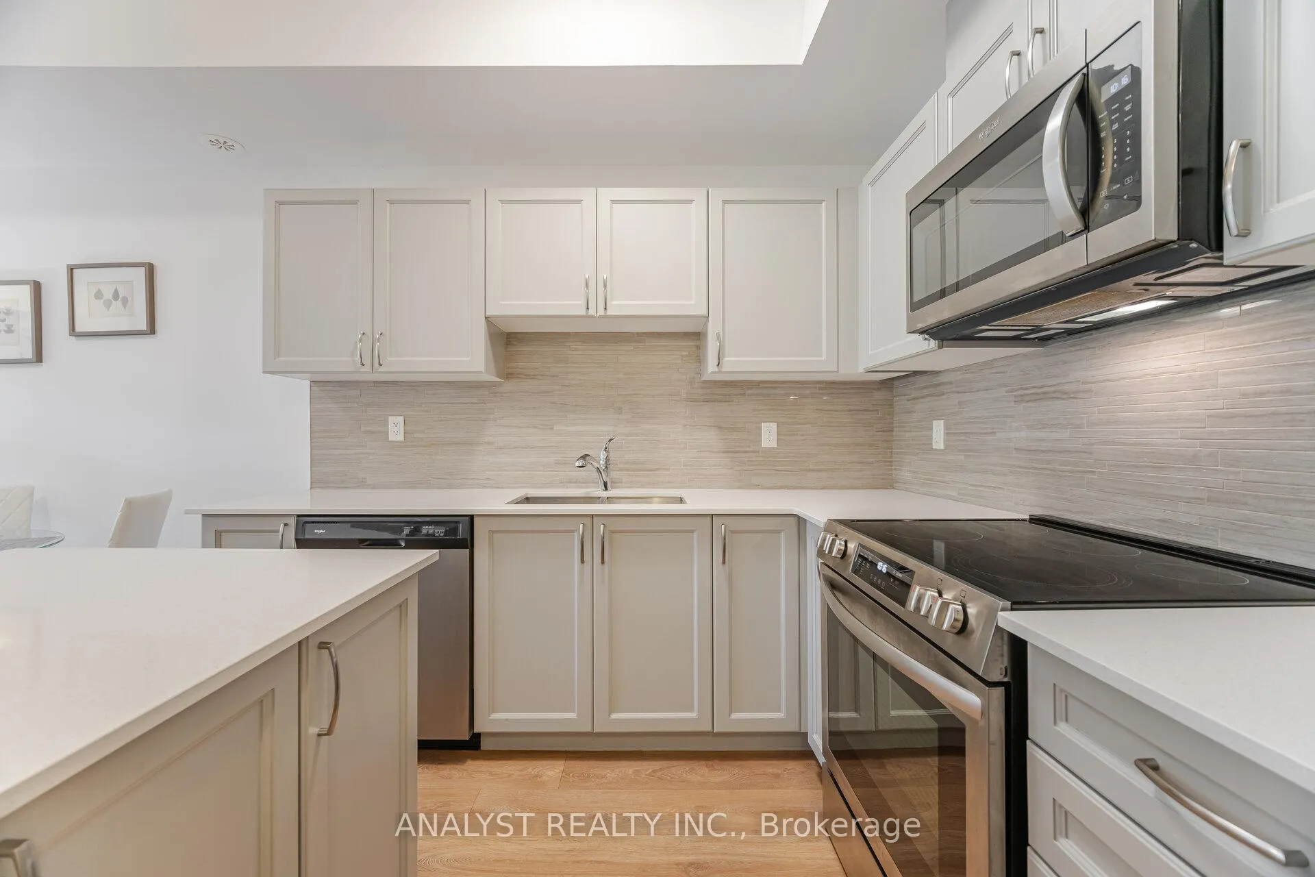 Photo 17 of Unit 306, 199 Pine Grove Road, Vaughan, Islington Woods — HOMEH