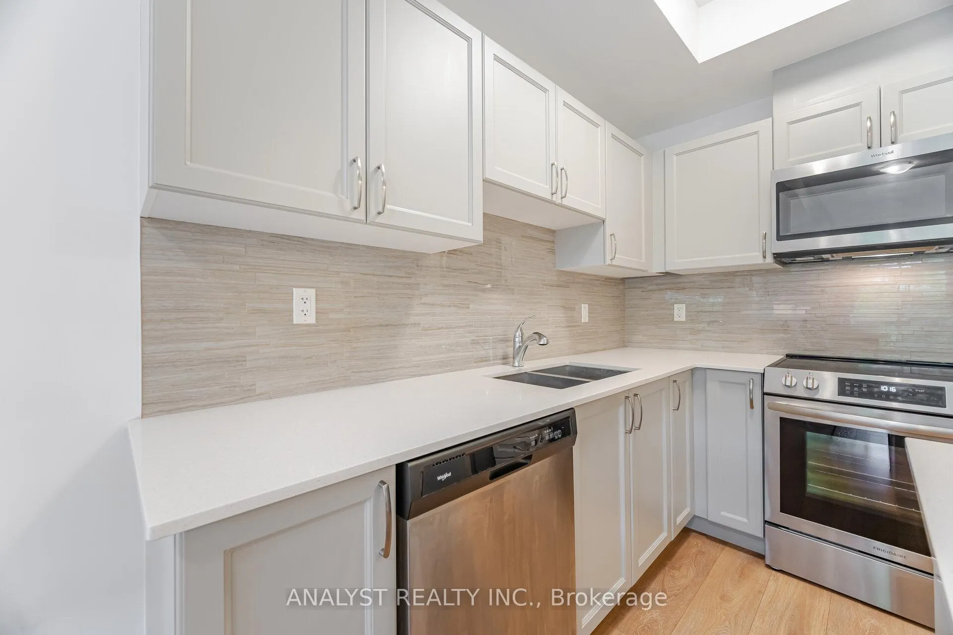 Photo 19 of Unit 306, 199 Pine Grove Road, Vaughan, Islington Woods — HOMEH