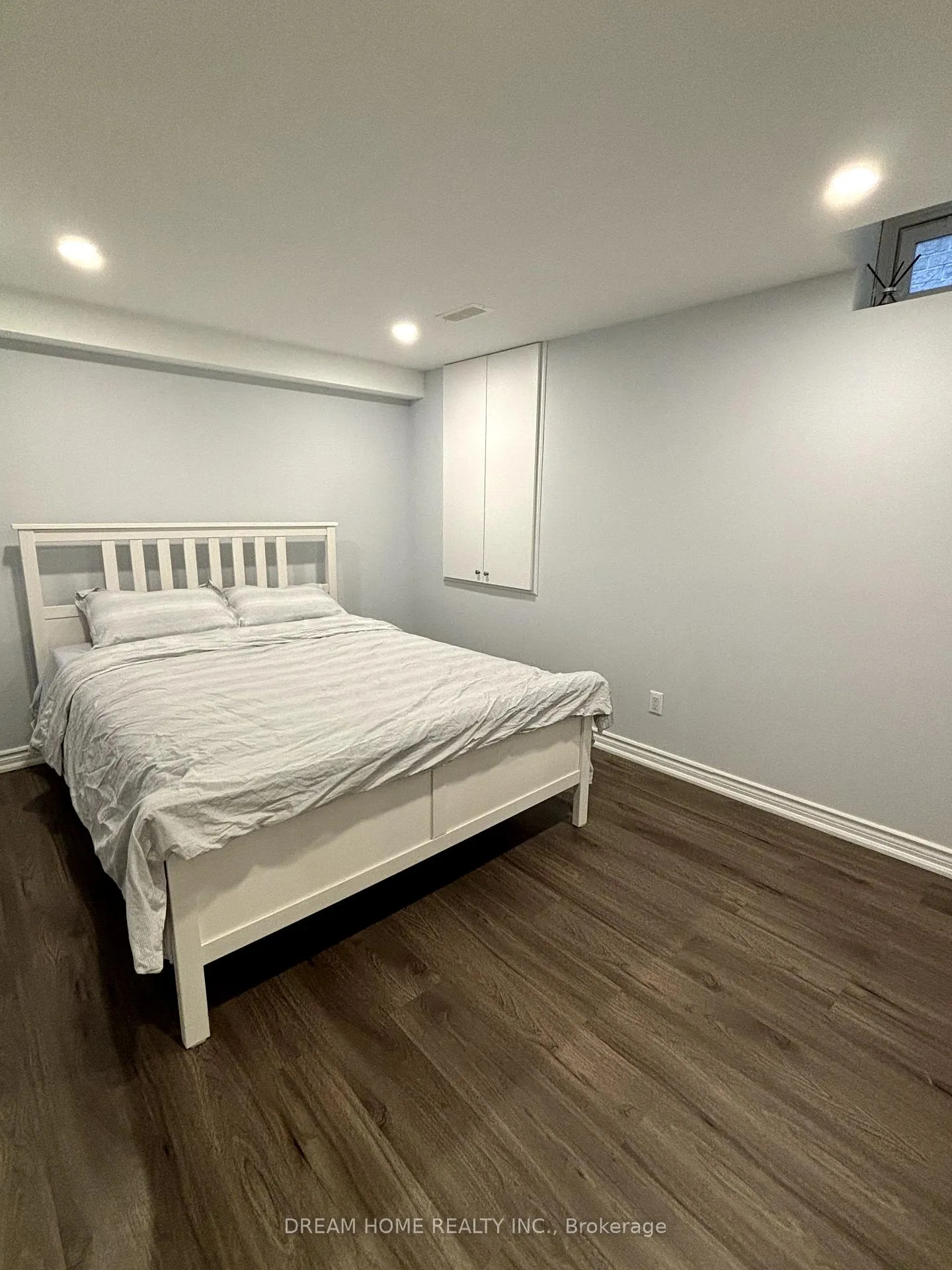 Photo 10 of 9 Albright Crescent, Richmond Hill, Jefferson — HOMEH