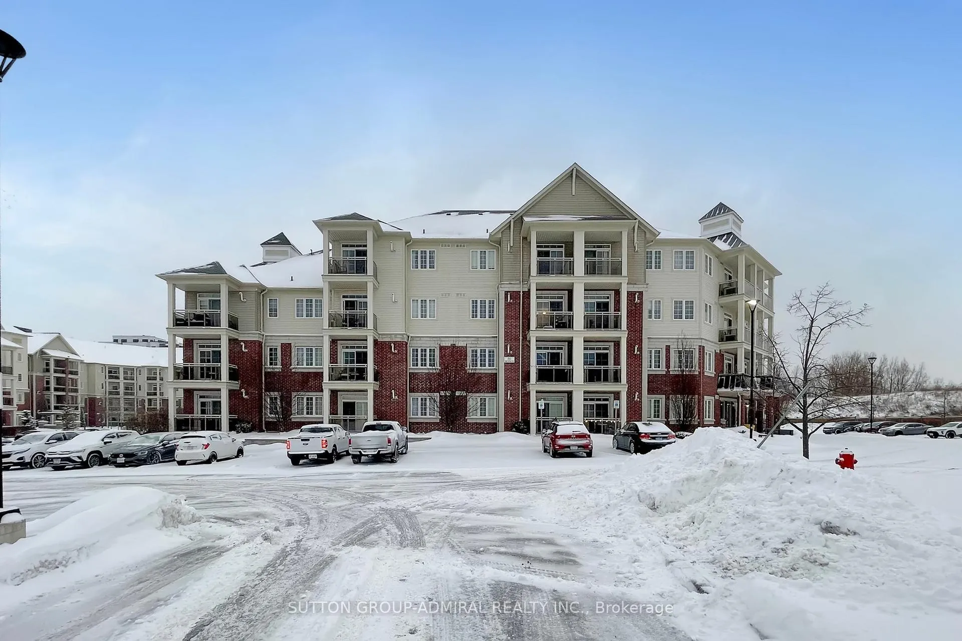 Photo 1 of Unit 423, 80 Aspen Springs Drive, Clarington, Bowmanville — HOMEH