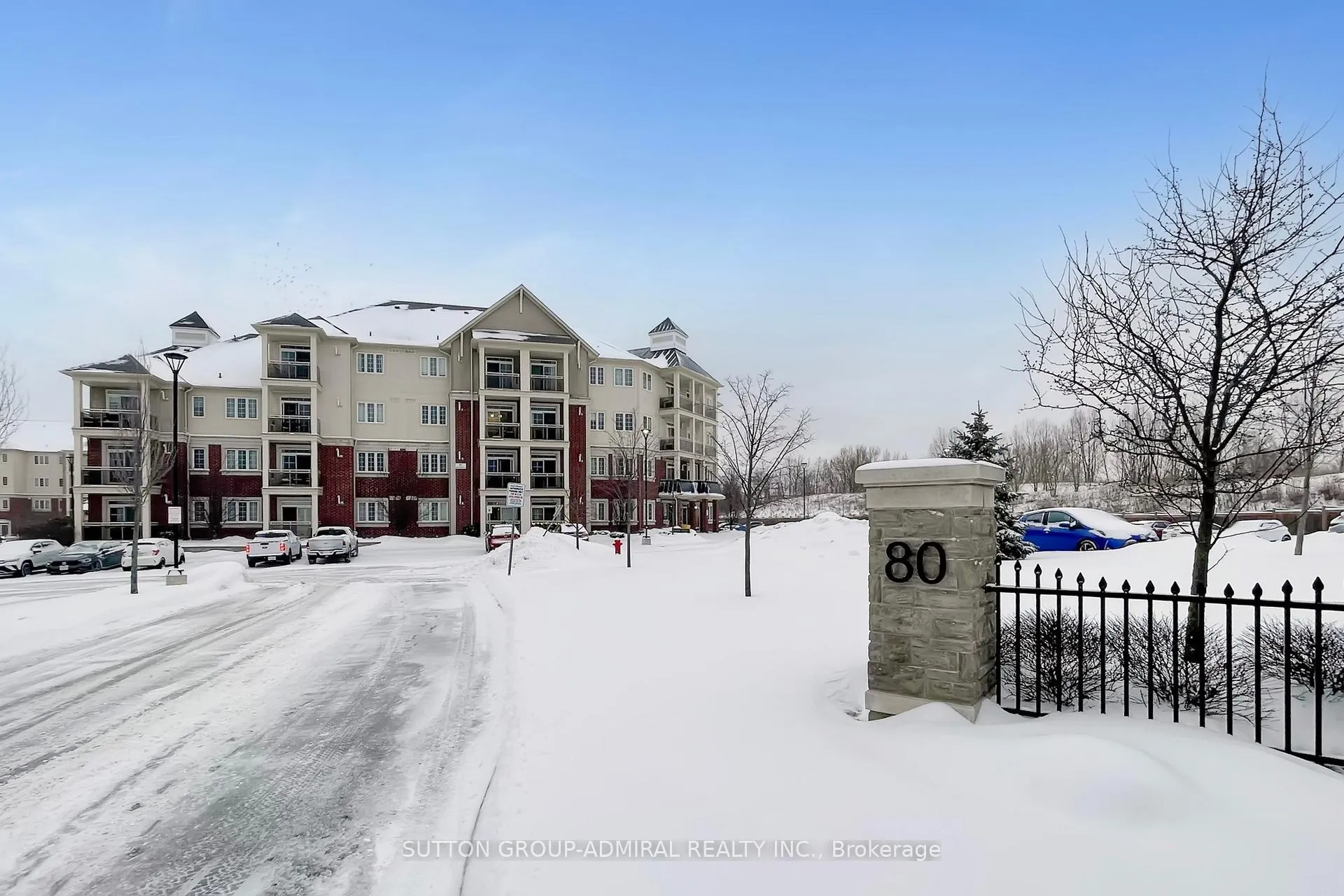 Photo 4 of Unit 423, 80 Aspen Springs Drive, Clarington, Bowmanville — HOMEH