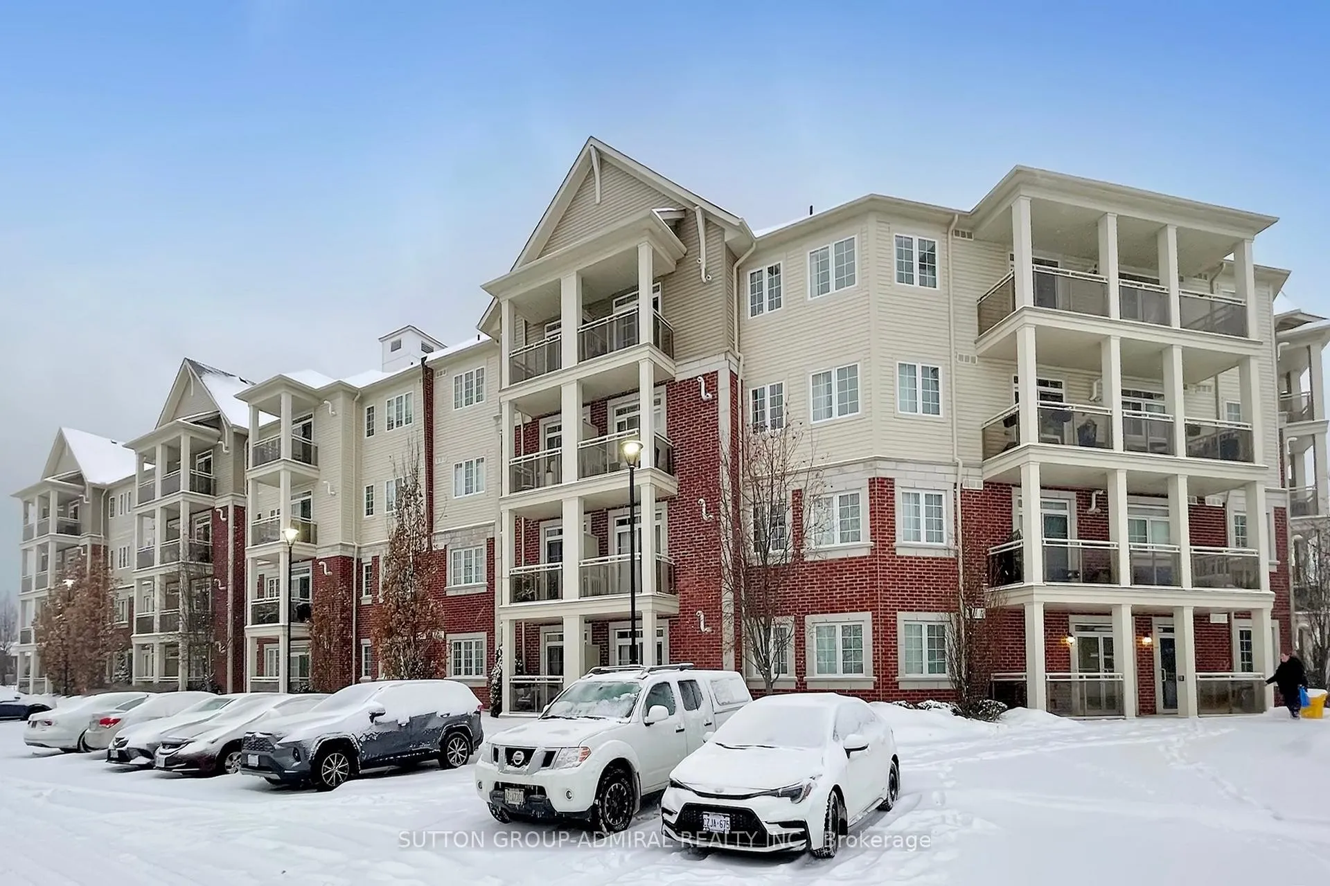 Photo 5 of Unit 423, 80 Aspen Springs Drive, Clarington, Bowmanville — HOMEH