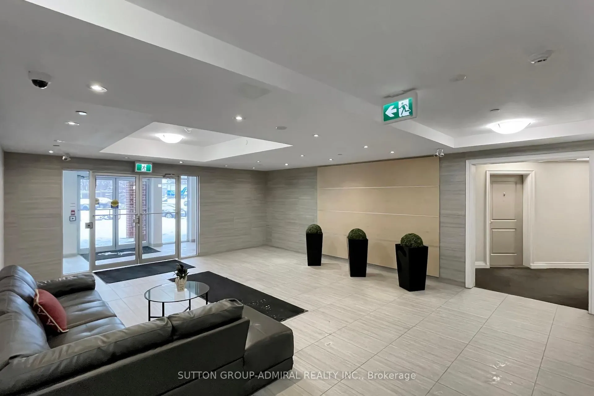 Photo 7 of Unit 423, 80 Aspen Springs Drive, Clarington, Bowmanville — HOMEH
