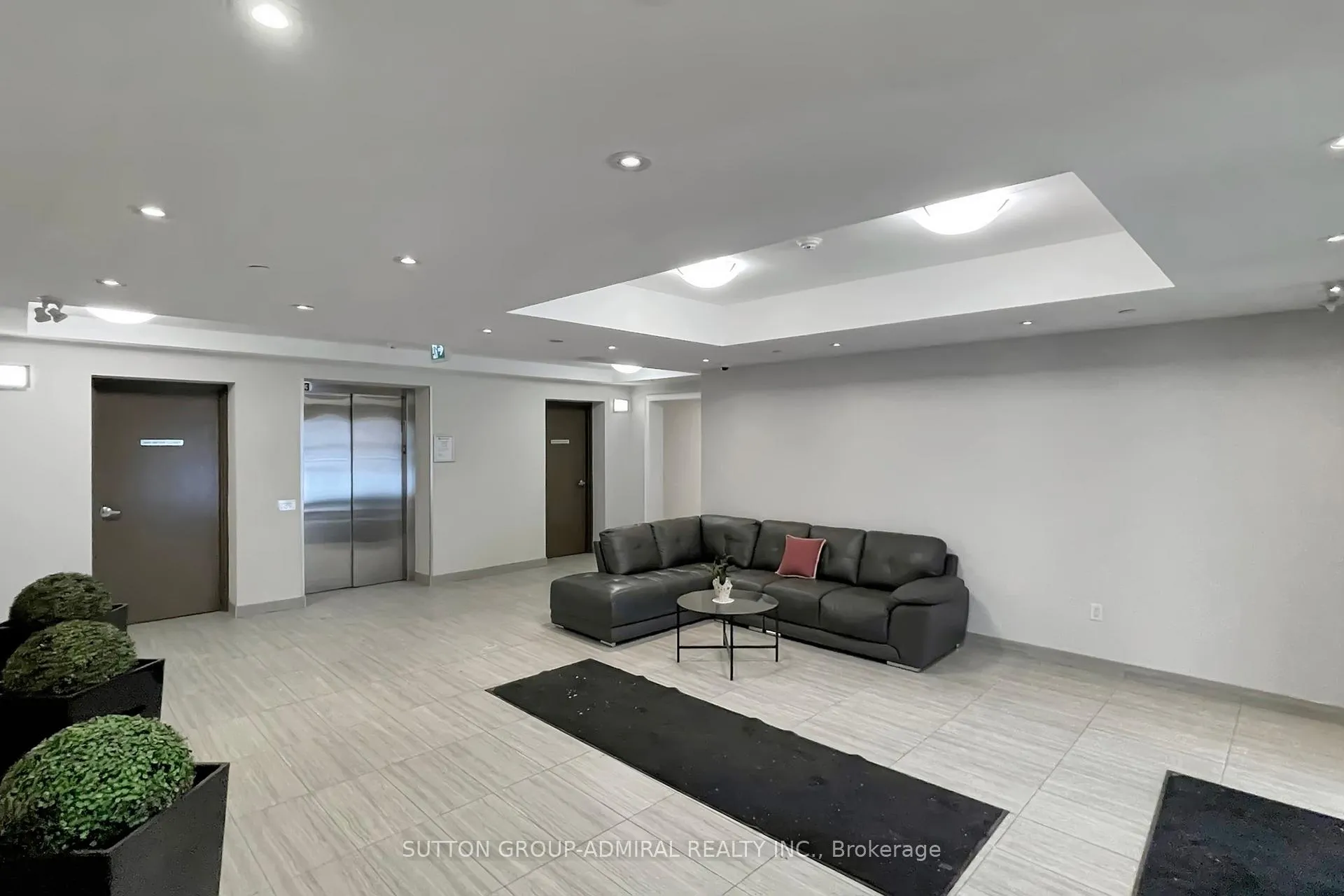 Photo 10 of Unit 423, 80 Aspen Springs Drive, Clarington, Bowmanville — HOMEH