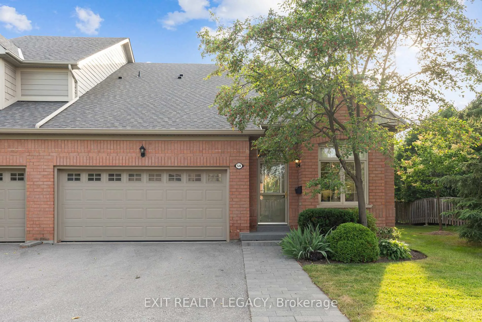 Photo 2 of 54 Louisbourg Way W, Markham, Greensborough — HOMEH