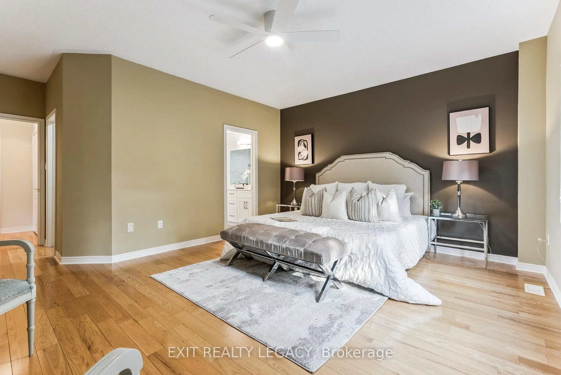 Photo 14 of 54 Louisbourg Way W, Markham, Greensborough — HOMEH