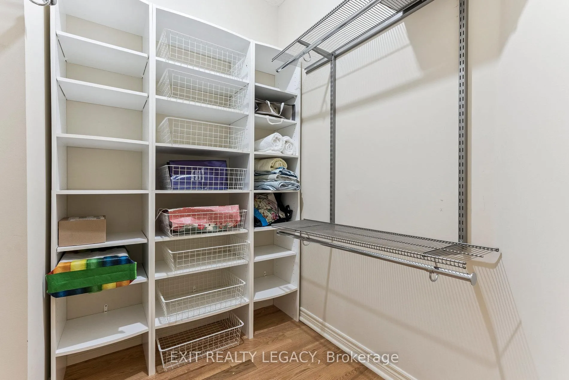 Photo 19 of 54 Louisbourg Way W, Markham, Greensborough — HOMEH