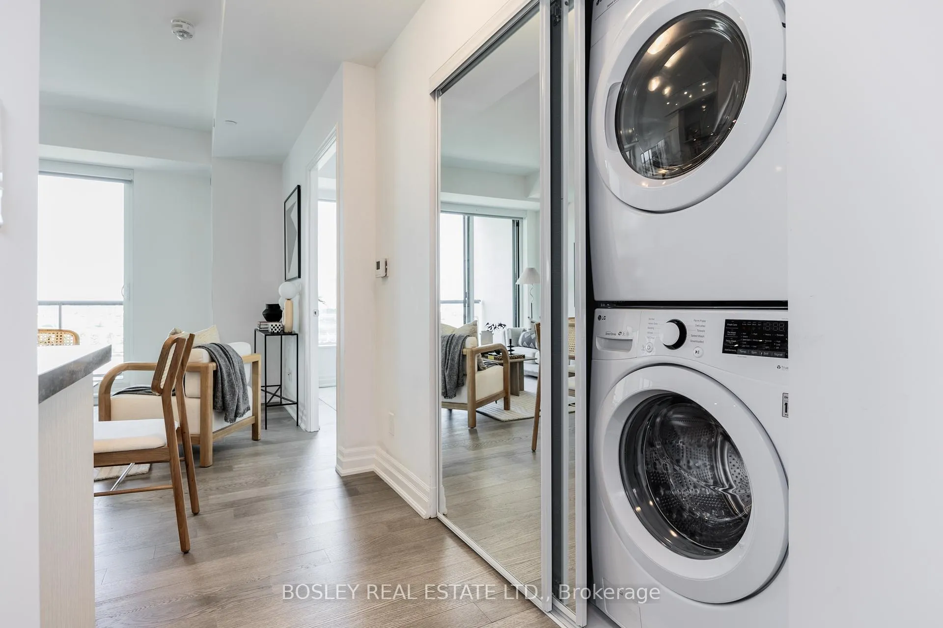 Photo 26 of Unit 908, 8 Rouge Valley Drive W, Markham, Unionville — HOMEH