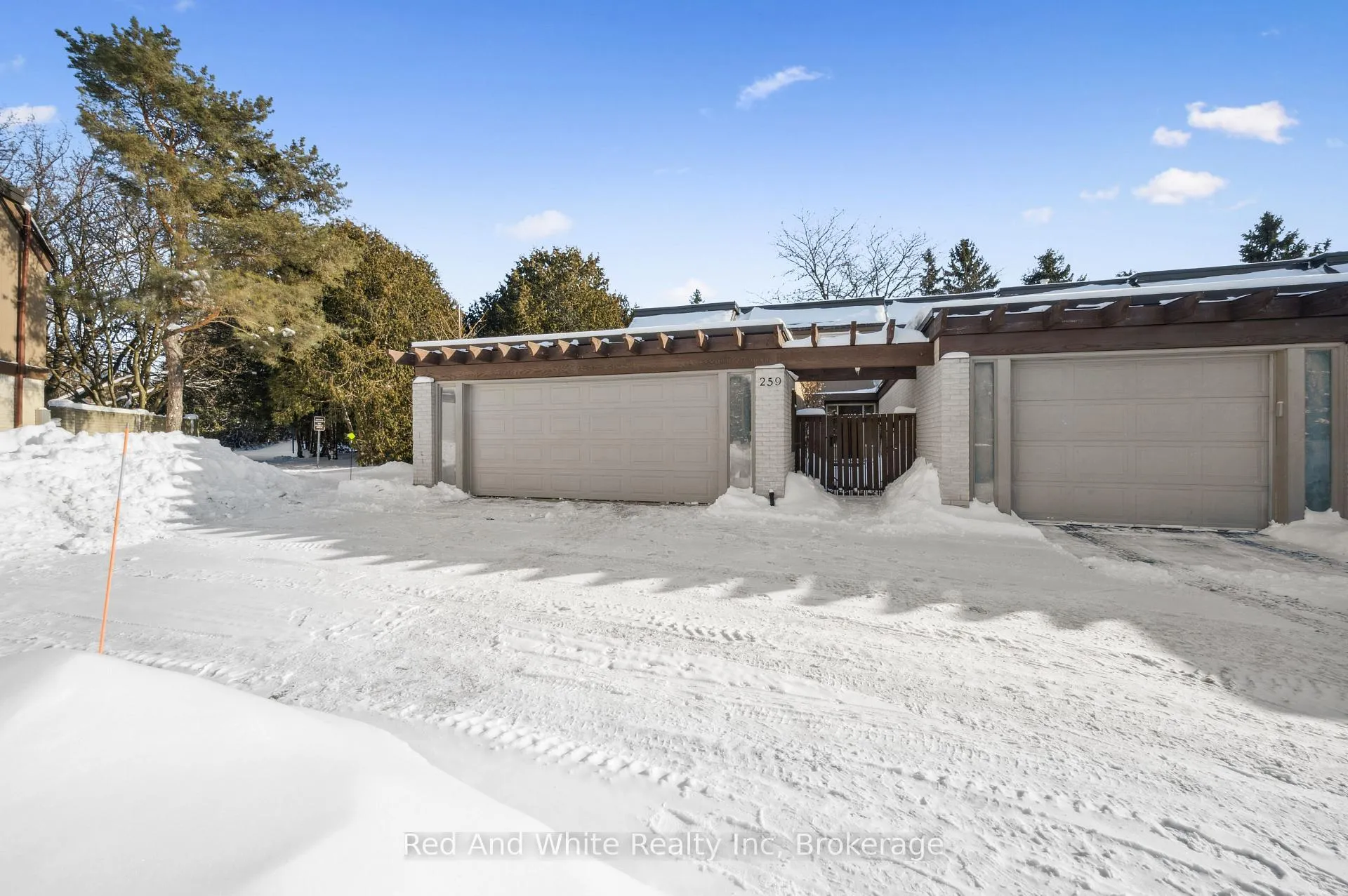 Photo 2 of 259 Old Post Road, Waterloo — HOMEH