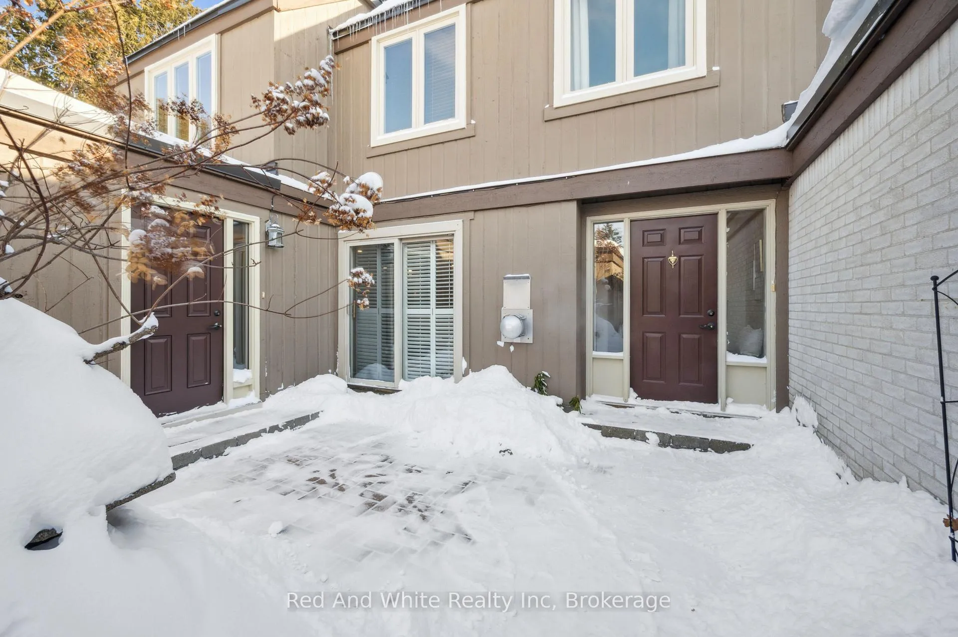 Photo 5 of 259 Old Post Road, Waterloo — HOMEH