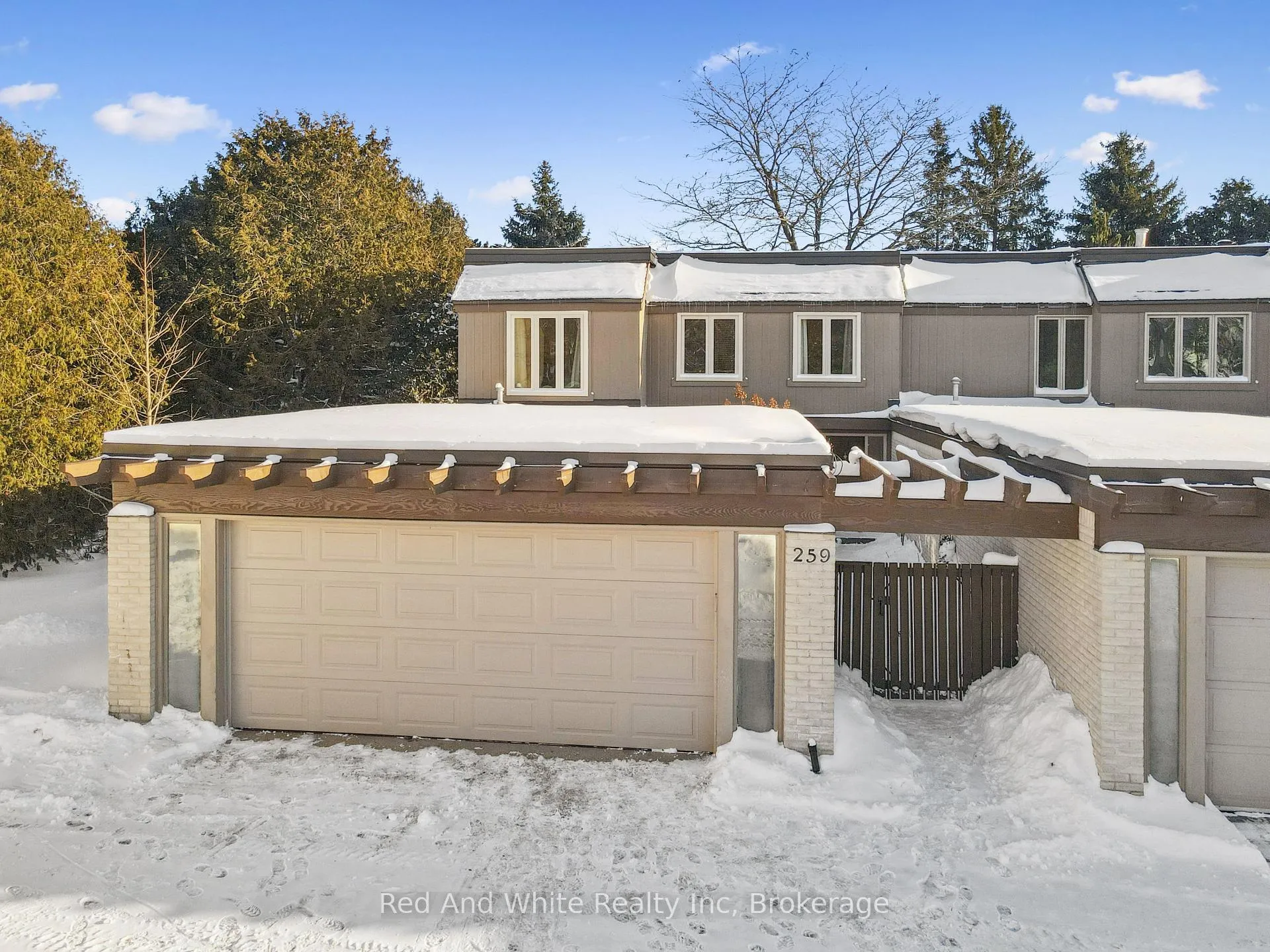 Photo 43 of 259 Old Post Road, Waterloo — HOMEH