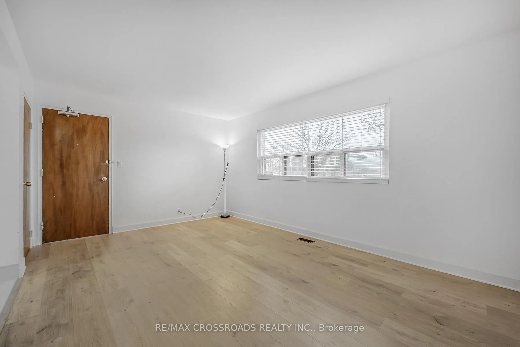 Photo 4 of Unit Unit 1, 349 Frontenac Avenue, Oshawa, Vanier — HOMEH