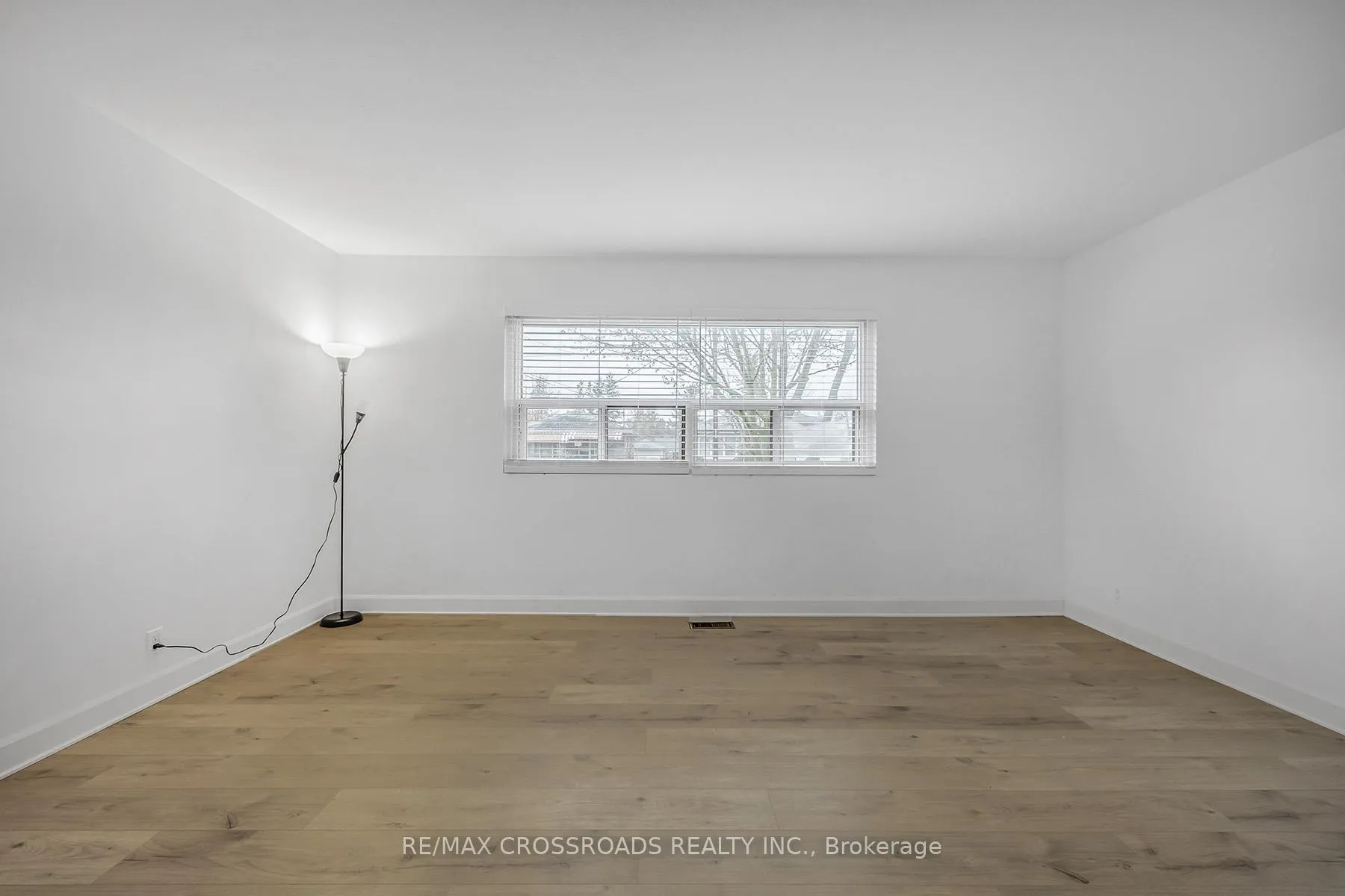 Photo 5 of Unit Unit 1, 349 Frontenac Avenue, Oshawa, Vanier — HOMEH