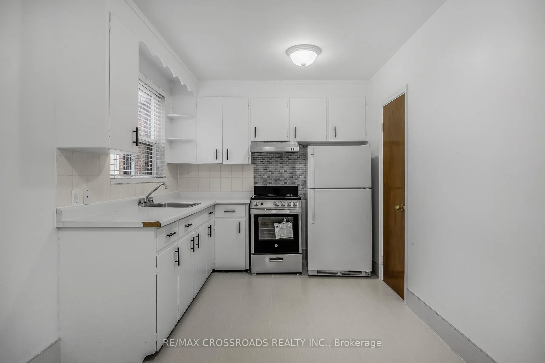 Photo 9 of Unit Unit 1, 349 Frontenac Avenue, Oshawa, Vanier — HOMEH