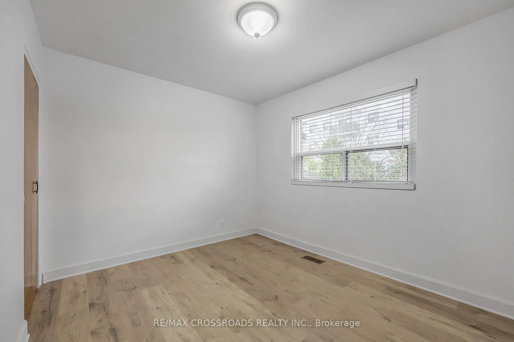 Photo 13 of Unit Unit 1, 349 Frontenac Avenue, Oshawa, Vanier — HOMEH