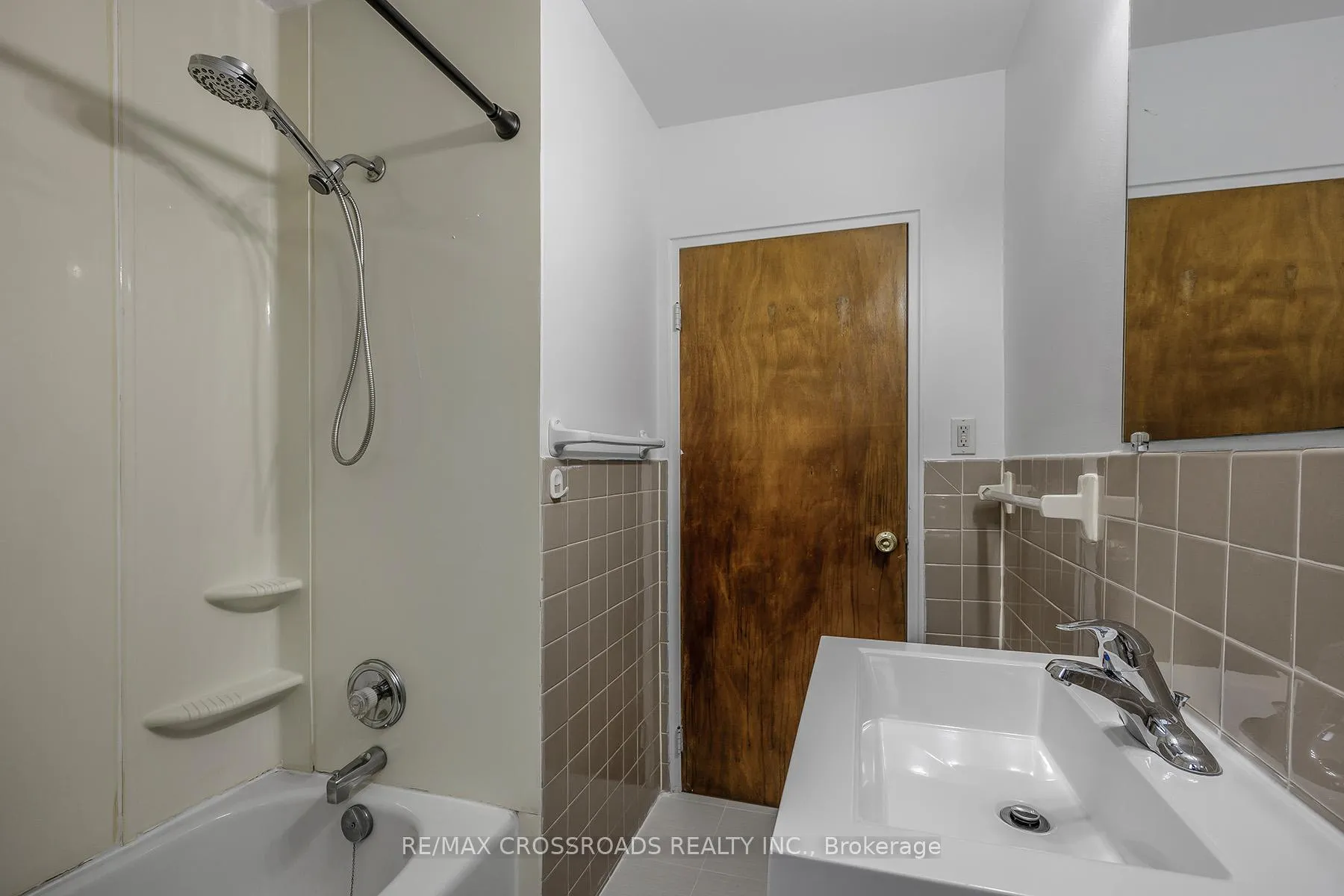 Photo 19 of Unit Unit 1, 349 Frontenac Avenue, Oshawa, Vanier — HOMEH