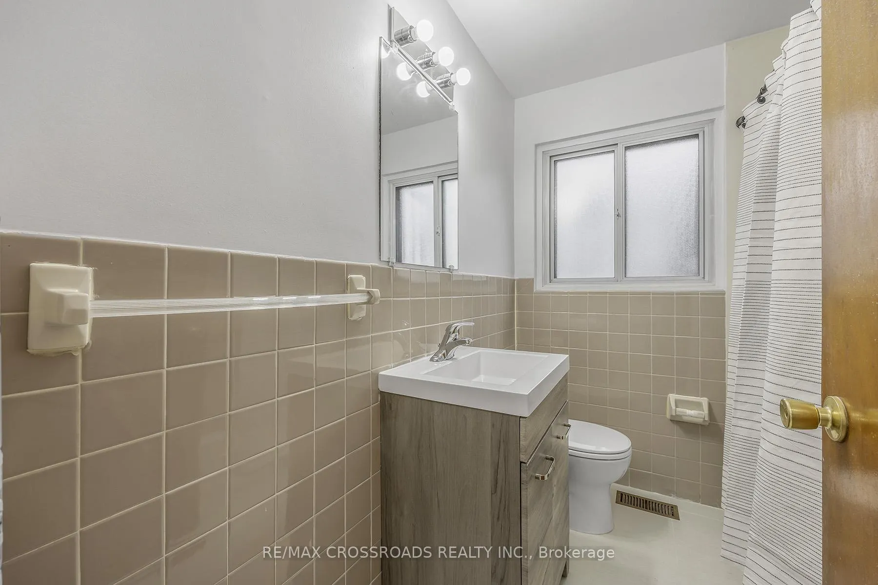 Photo 20 of Unit Unit 1, 349 Frontenac Avenue, Oshawa, Vanier — HOMEH