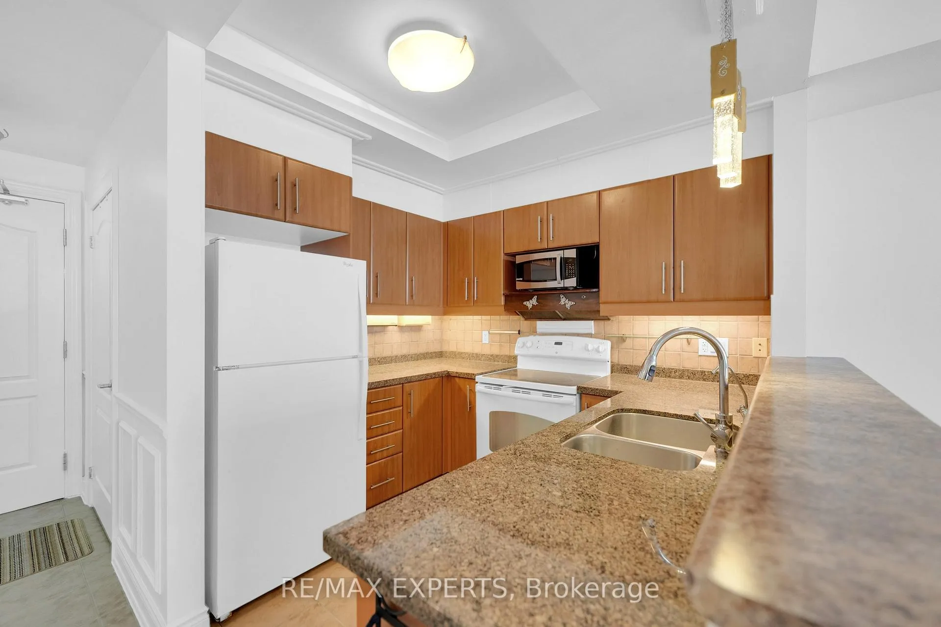 Photo 12 of Unit 108, 78 Sunset Boulevard, New Tecumseth, Alliston — HOMEH