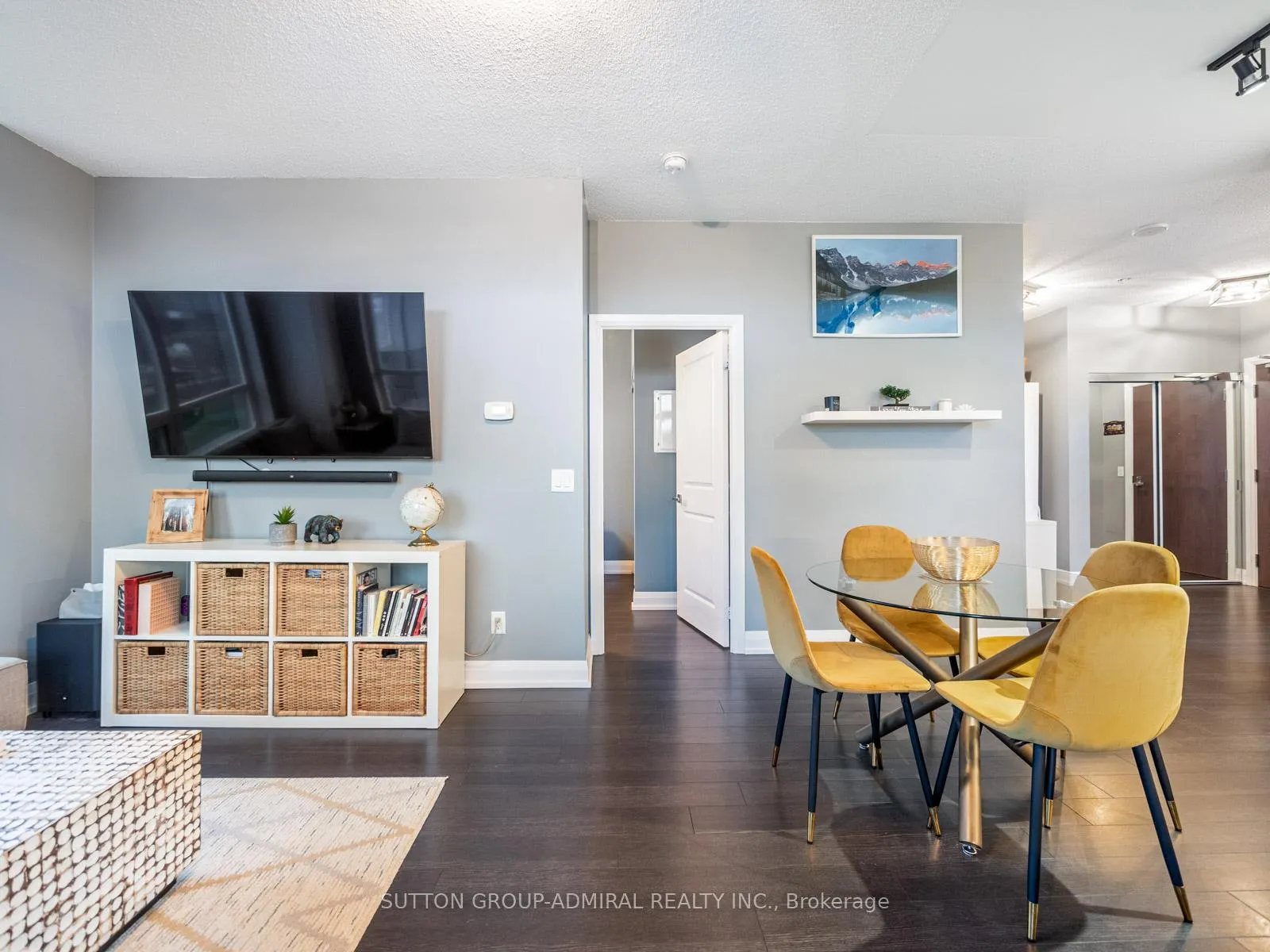 Photo 8 of Unit 114, 85 North Park Road, Vaughan, Beverley Glen — HOMEH