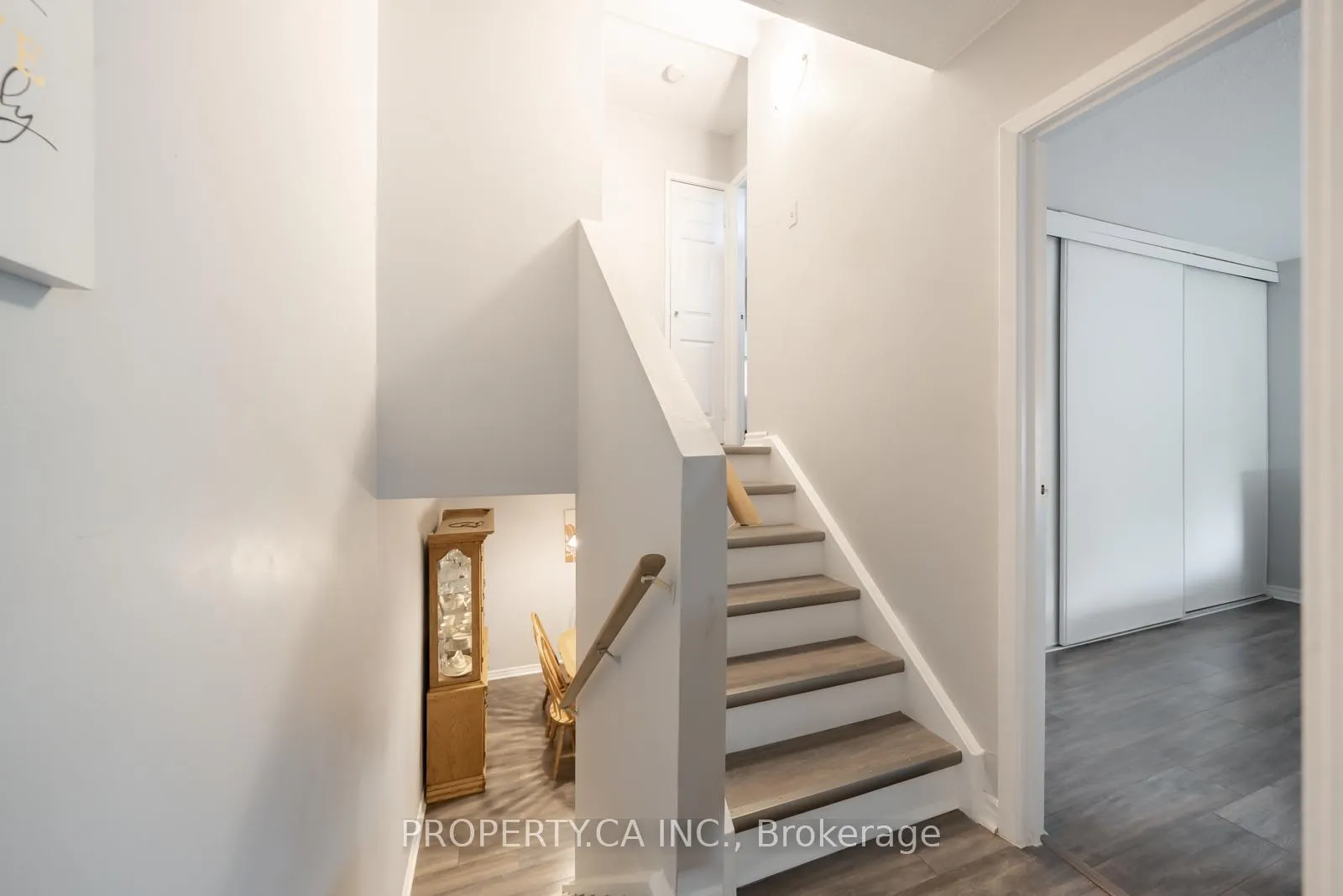 Photo 37 of 325 Milestone Crescent, Aurora, Aurora Village — HOMEH