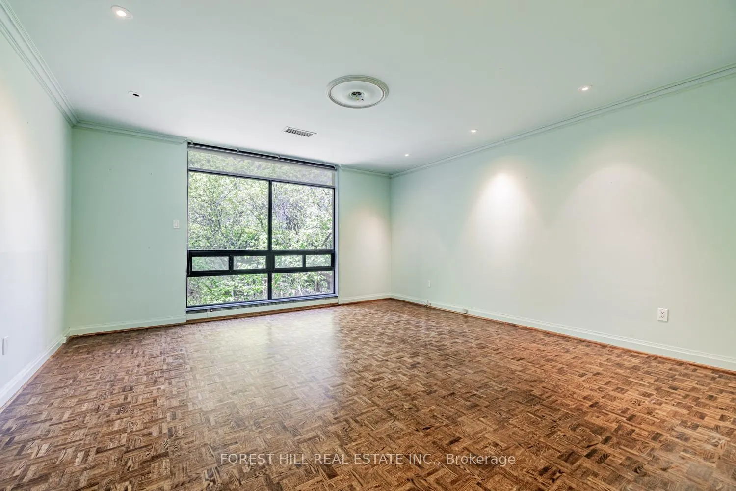 Photo 12 of 82 Oriole Road, Toronto, Yonge-St. Clair — HOMEH