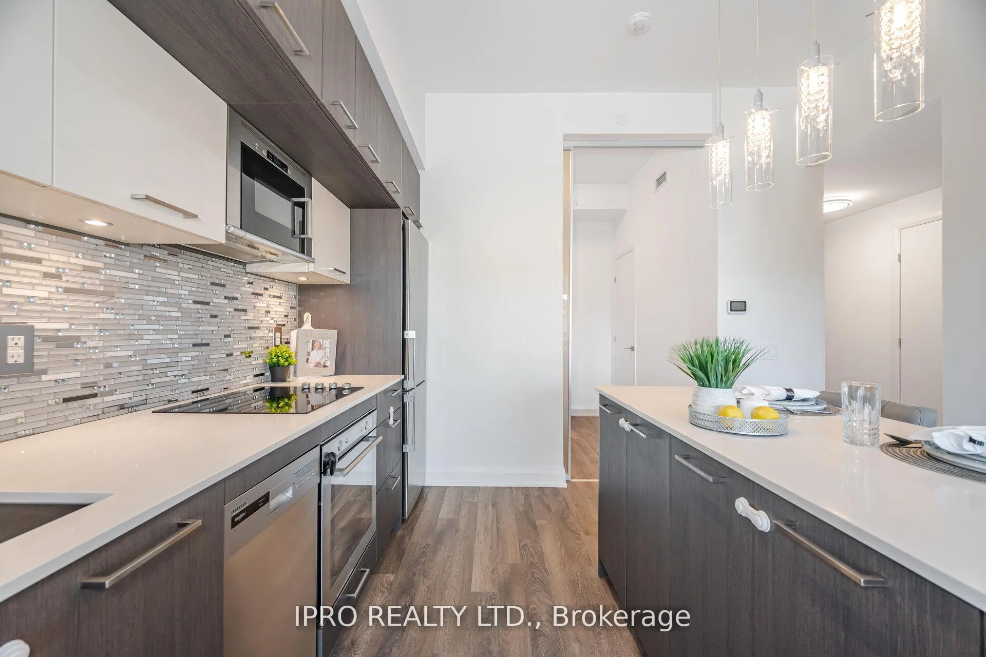Photo 7 of Unit Unit #327, 4800 Highway #7 Road, Vaughan, East Woodbridge — HOMEH