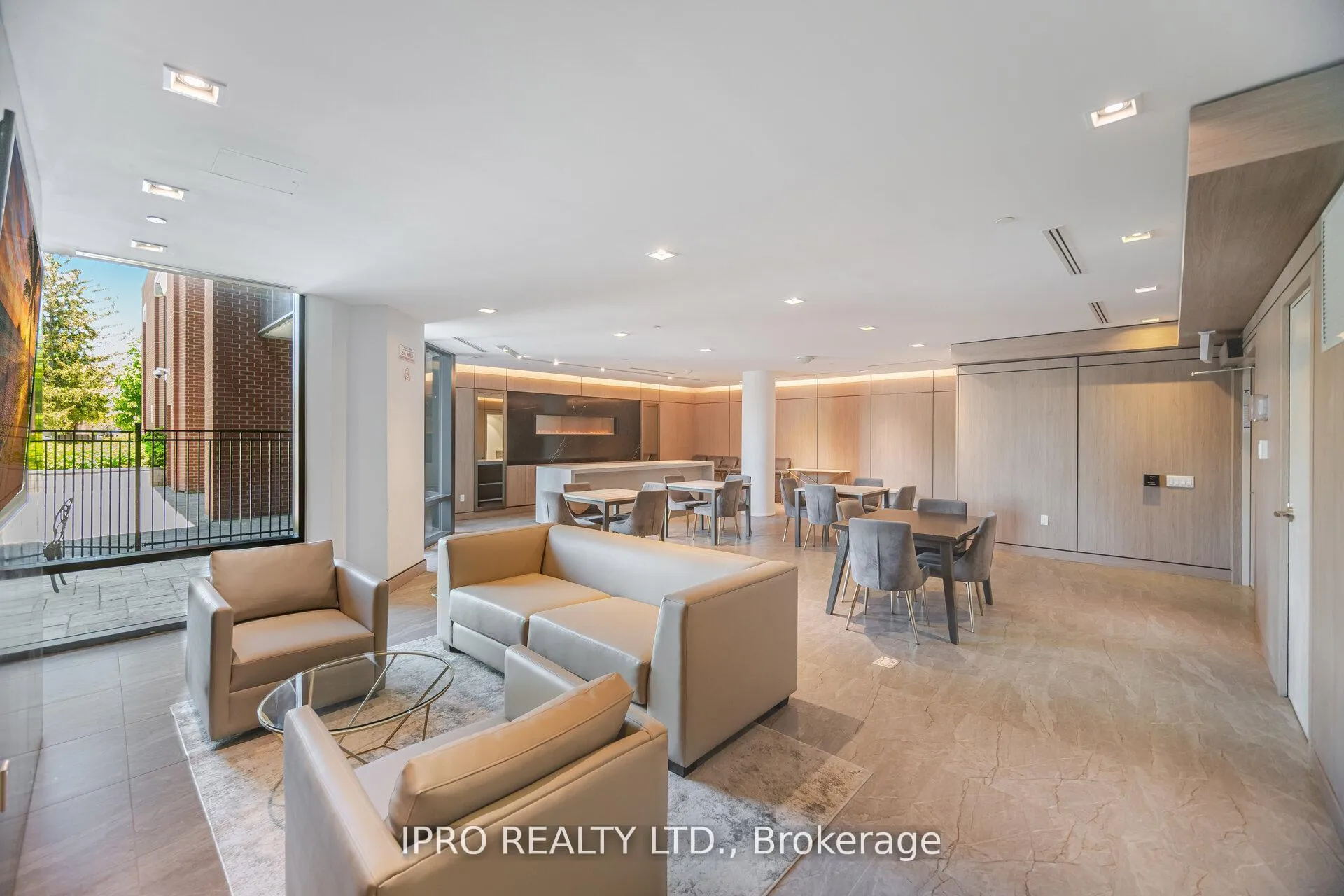 Photo 29 of Unit Unit #327, 4800 Highway #7 Road, Vaughan, East Woodbridge — HOMEH