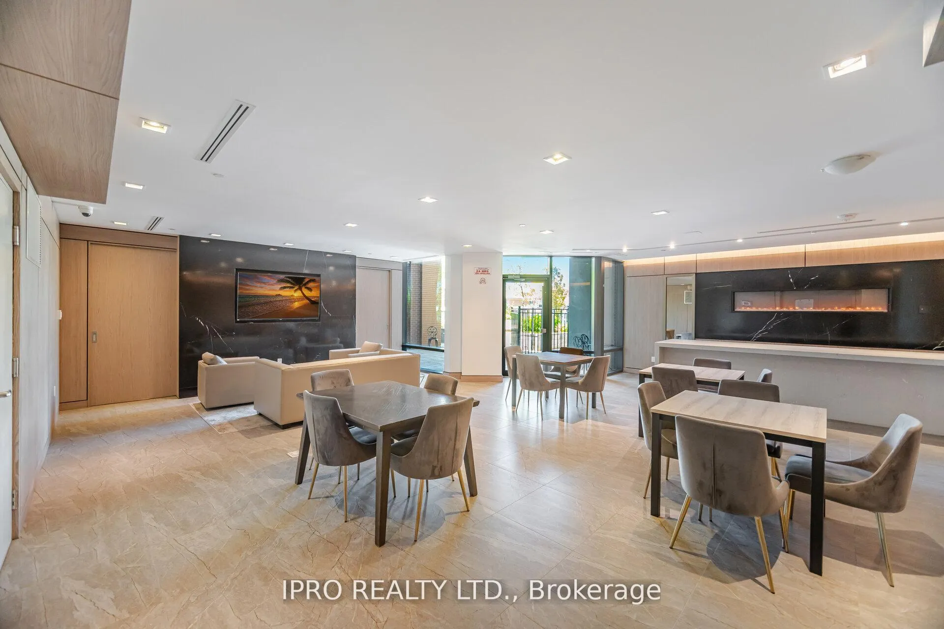 Photo 30 of Unit Unit #327, 4800 Highway #7 Road, Vaughan, East Woodbridge — HOMEH