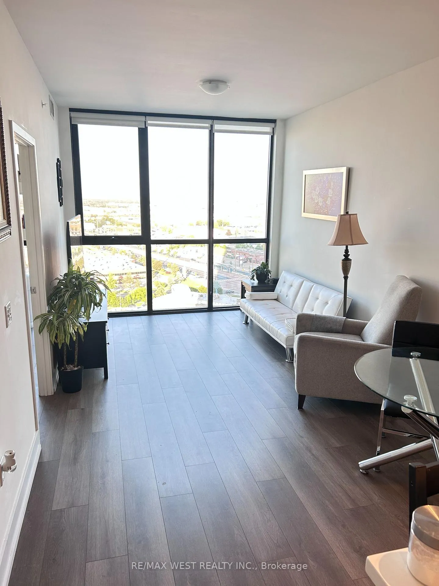Photo 10 of Unit 1510, 2908 Highway 7, Vaughan, Concord — HOMEH