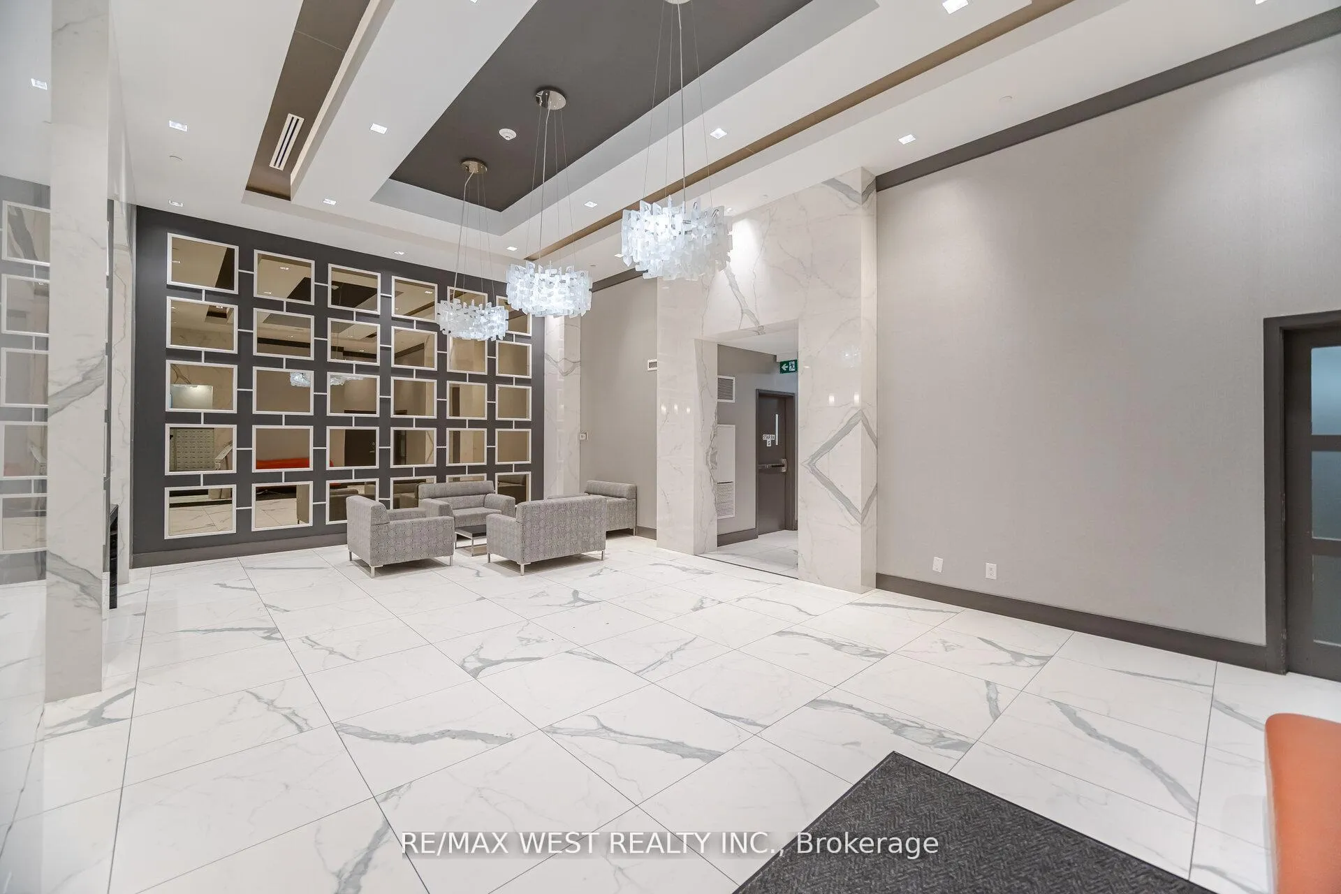 Photo 4 of Unit 1704, 3700 Highway 7, Vaughan, Vaughan Corporate Centre — HOMEH