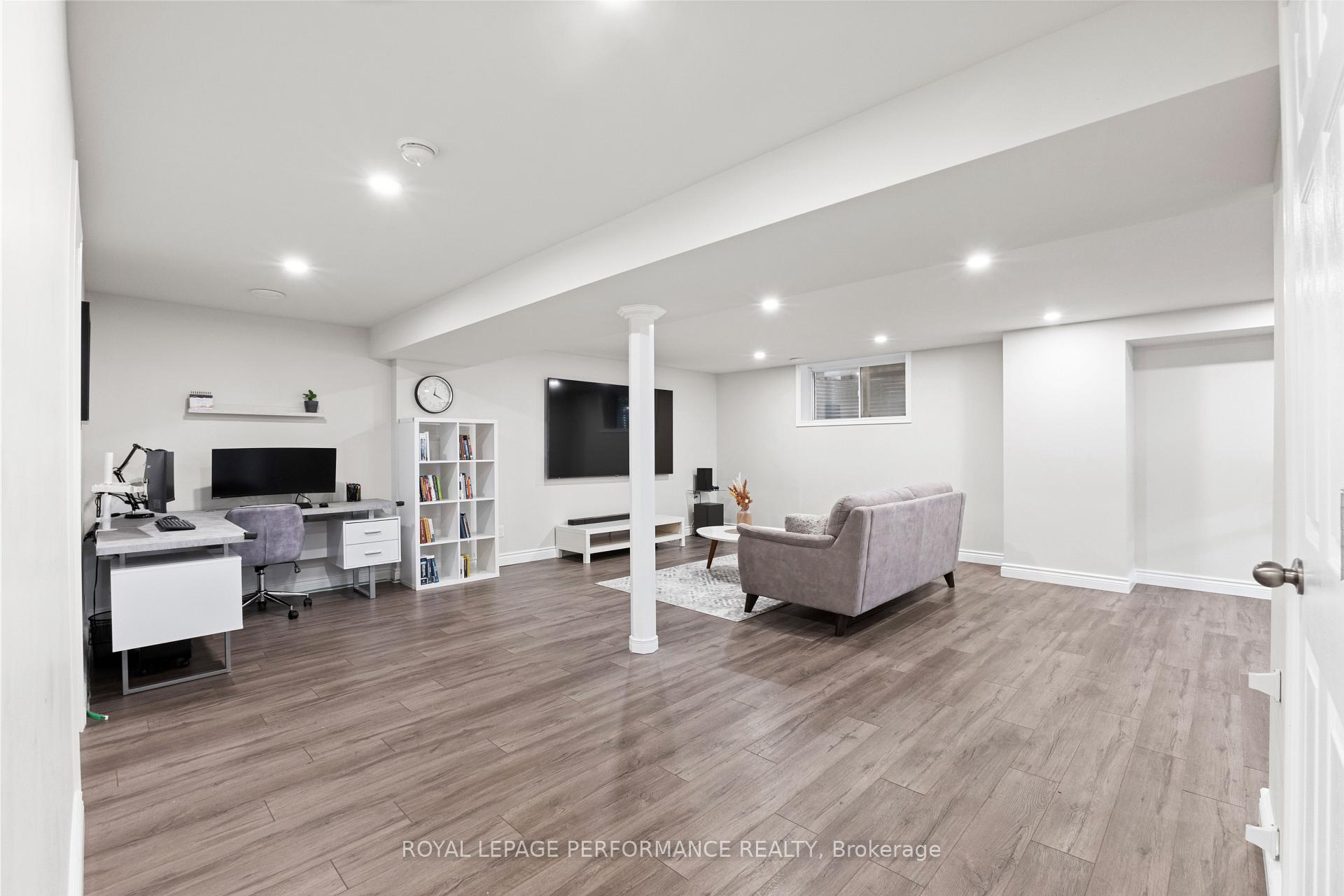Photo 26 of 323 Centerra Court, Ottawa, Barrhaven - Stonebridge — HOMEH