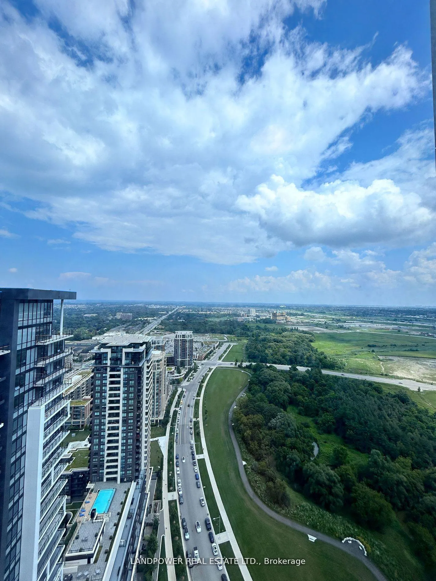 Photo 2 of Unit 4211, 8 Water Walk Drive, Markham, Unionville — HOMEH