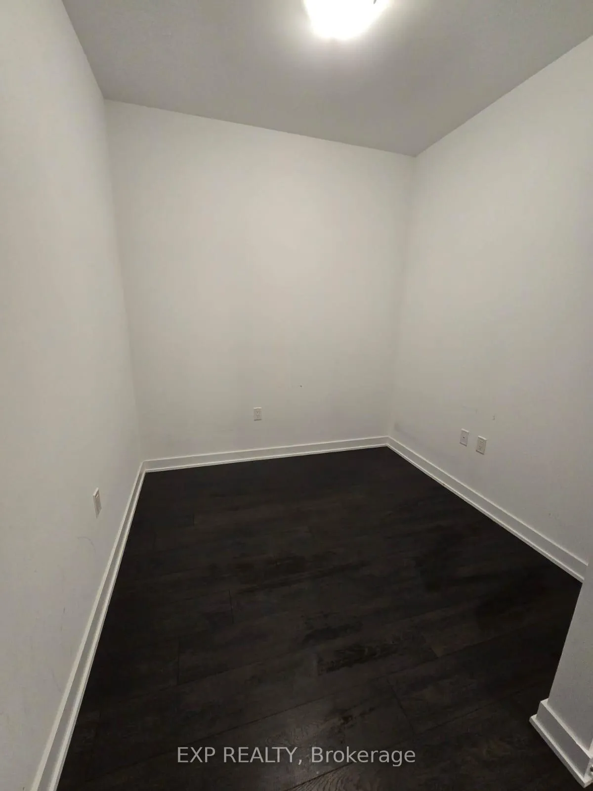 Photo 3 of Unit 1005, 75 oneida Crescent, Richmond Hill, Langstaff — HOMEH